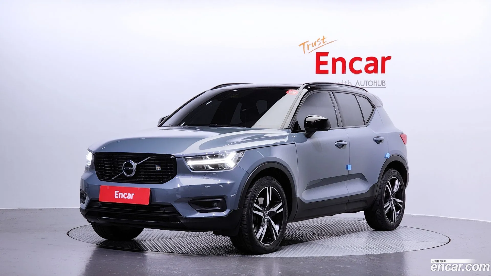 Volvo XC40 2020 — фото 2