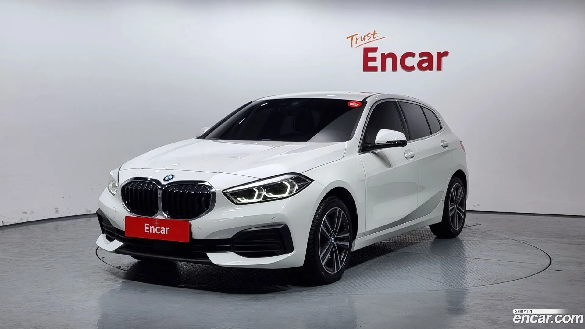 BMW 120i 2021 — фото 2