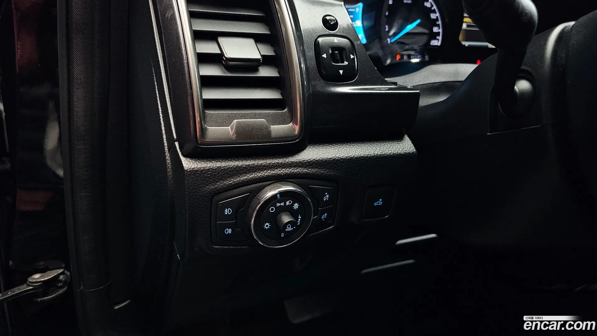 Ford Ranger 2021 — фото 2