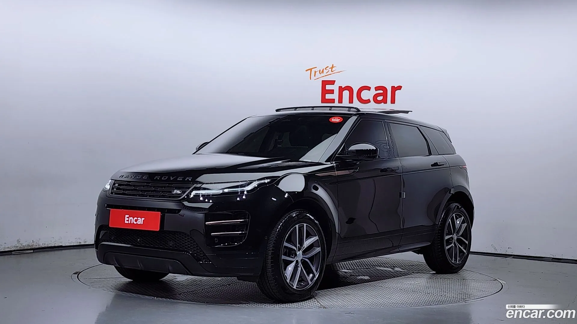 Land Rover Range Rover Evoque 2024 — фото 5