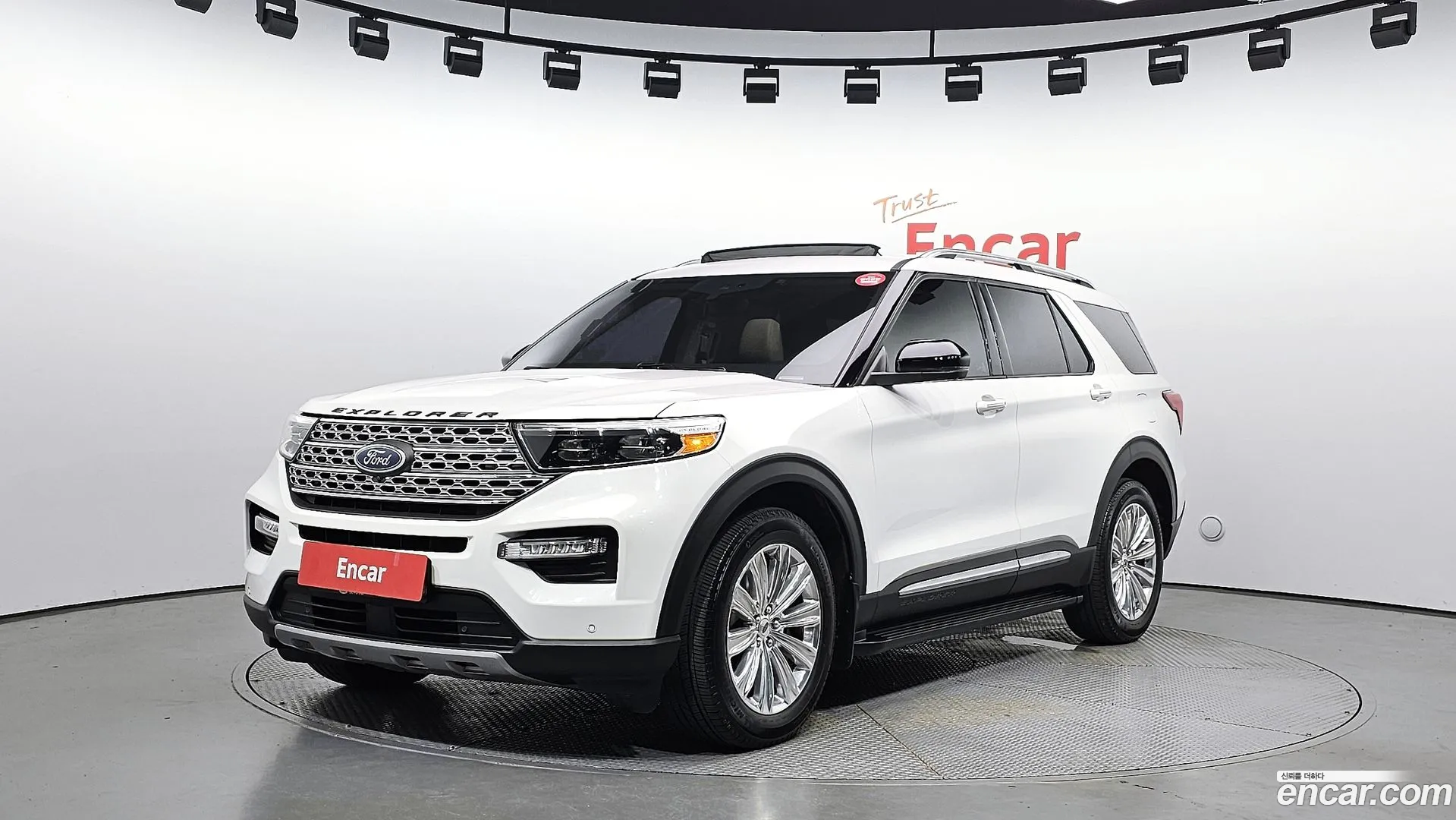 Ford Explorer 2021 — фото 4