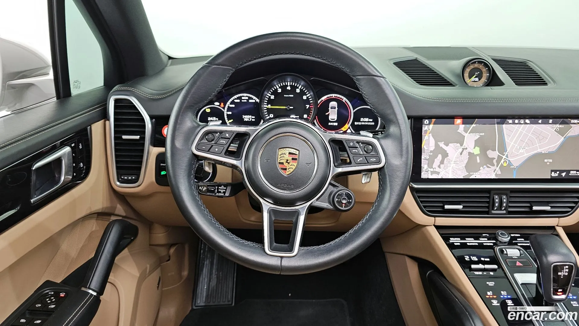 Porsche Cayenne 2021 — фото 1
