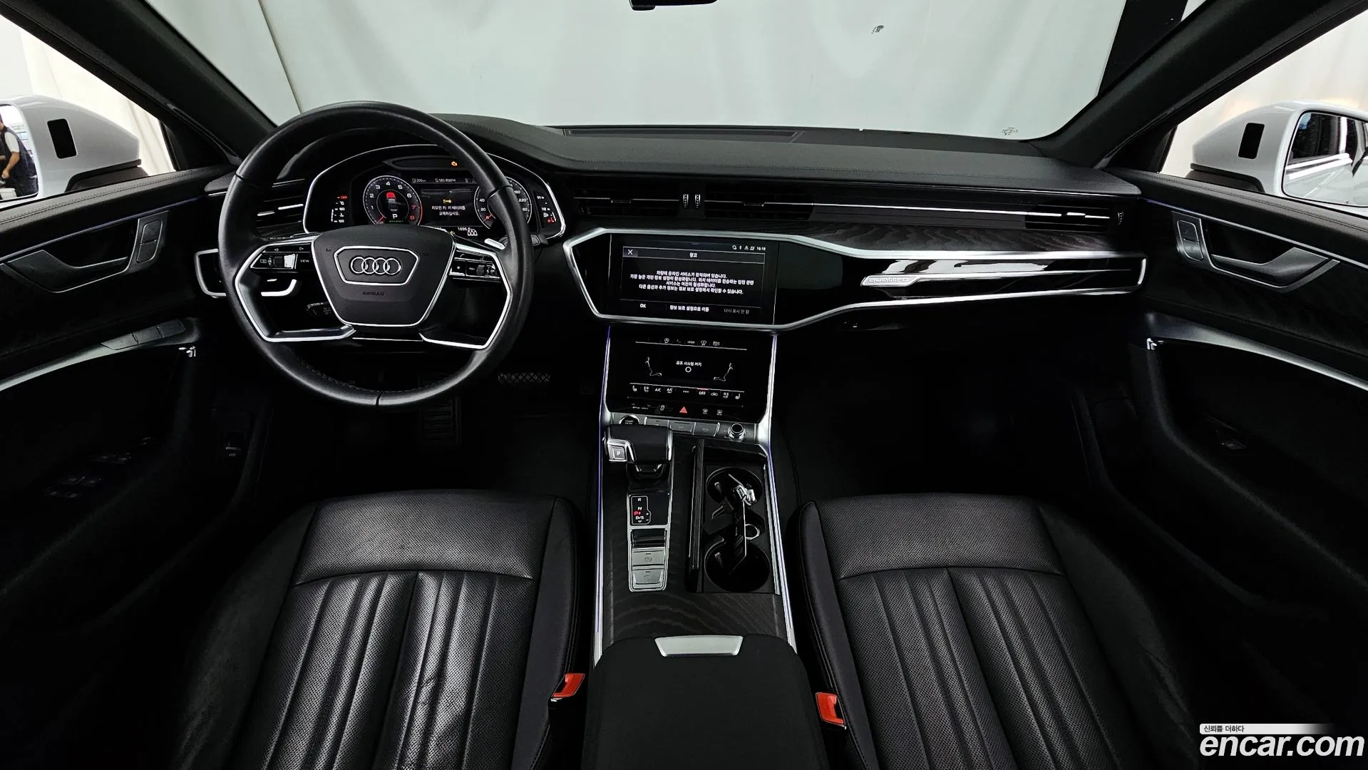 Audi A6 2023 — фото 2
