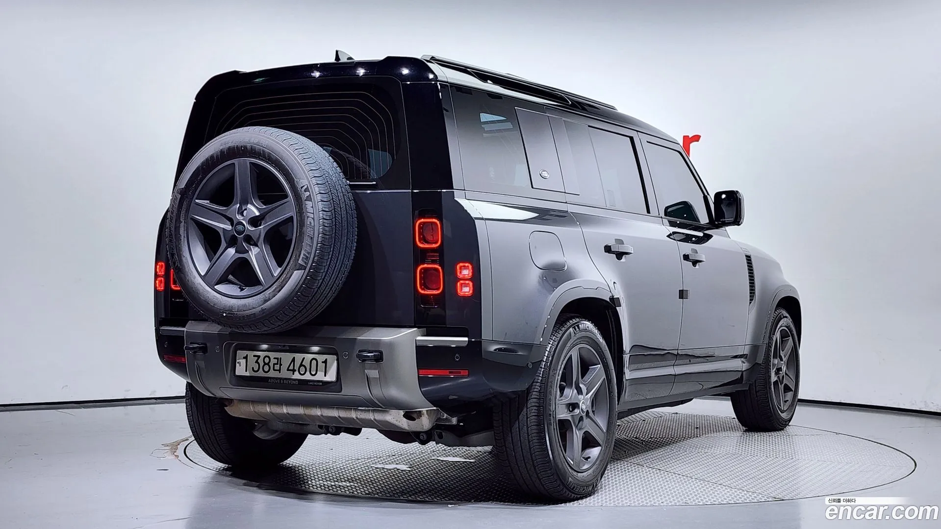Land Rover Defender 2024 — фото 2