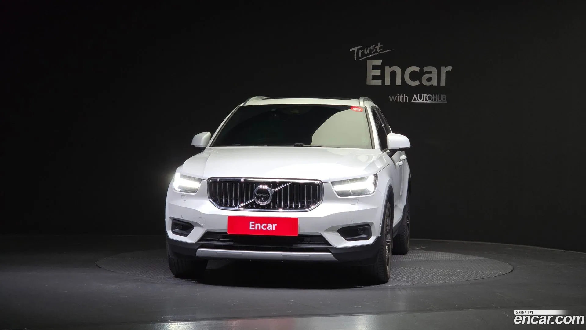 Volvo XC40 2021 — фото 5