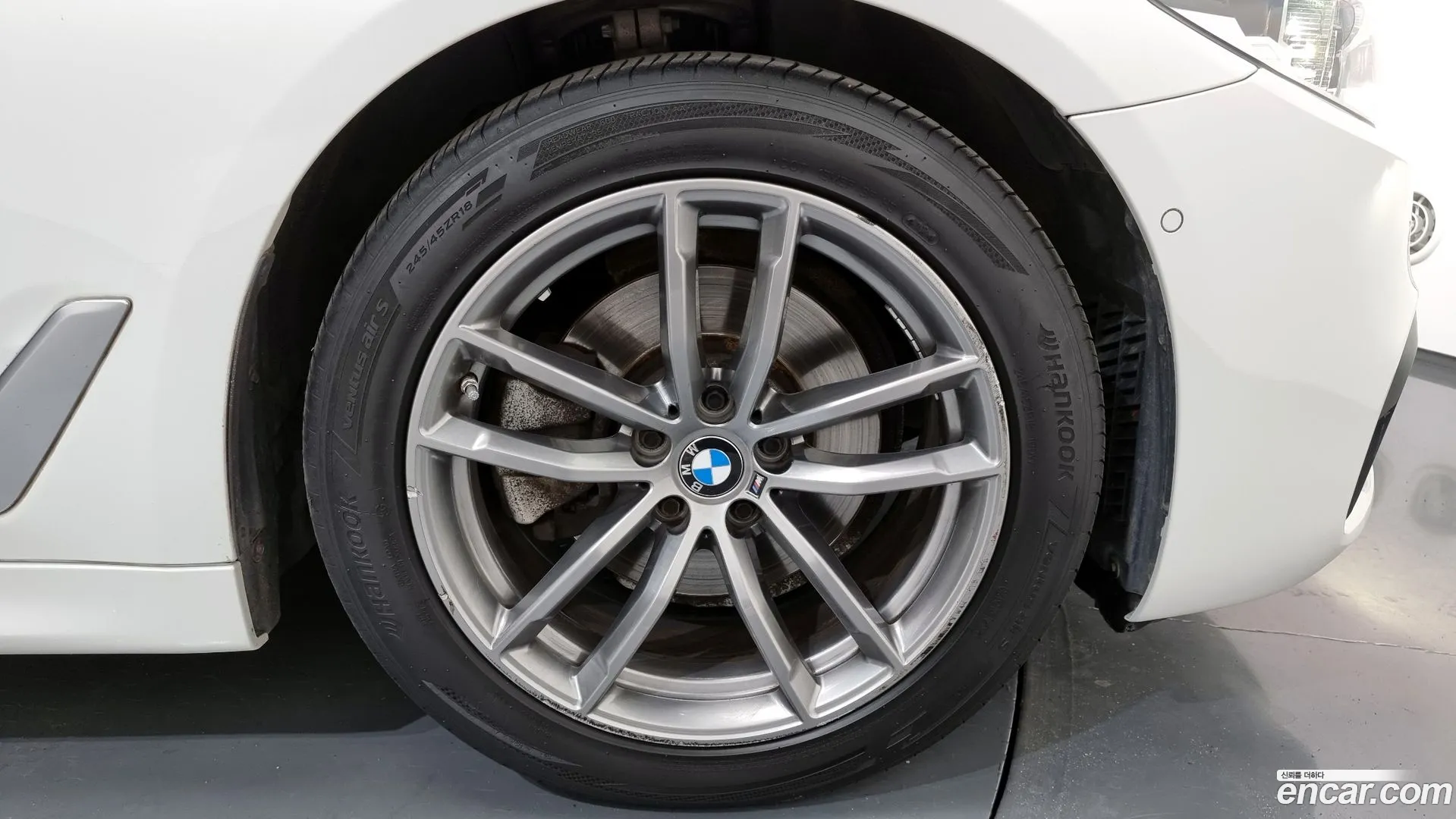 BMW 520i 2020 — фото 2