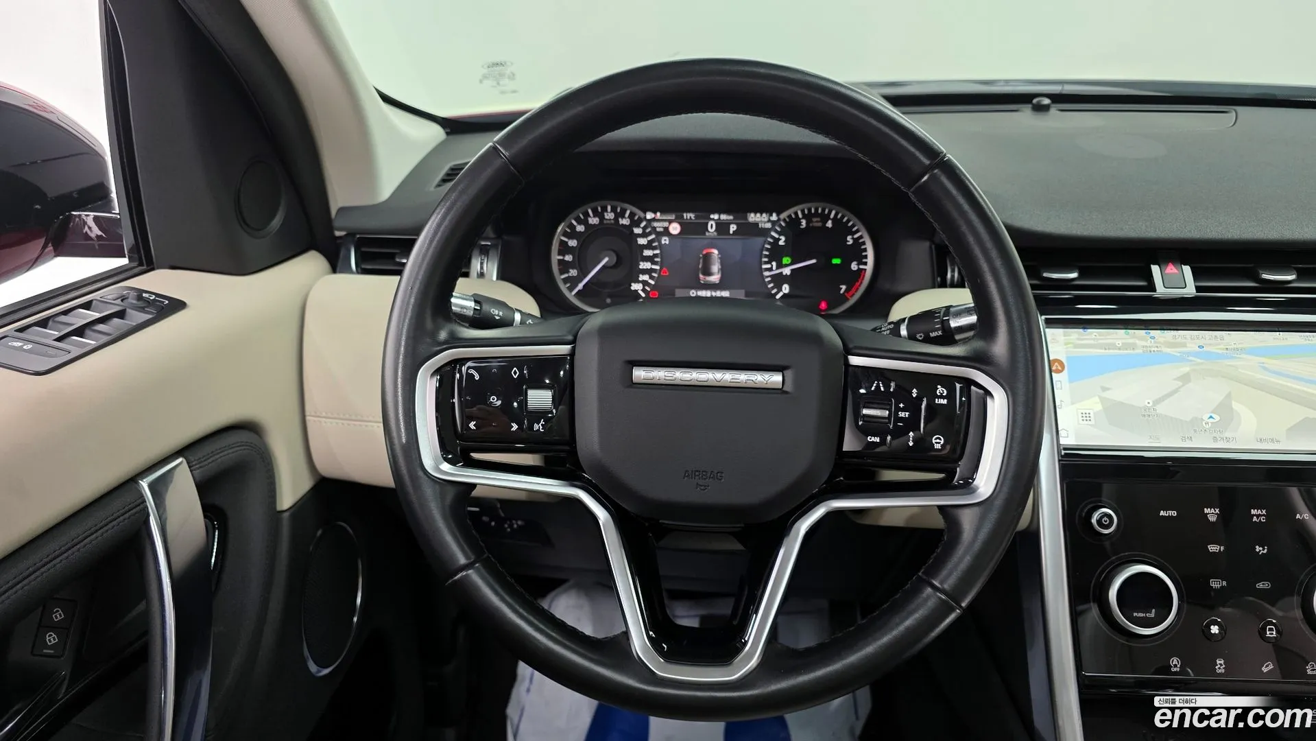 Land Rover Discovery Sport 2022 — фото 2