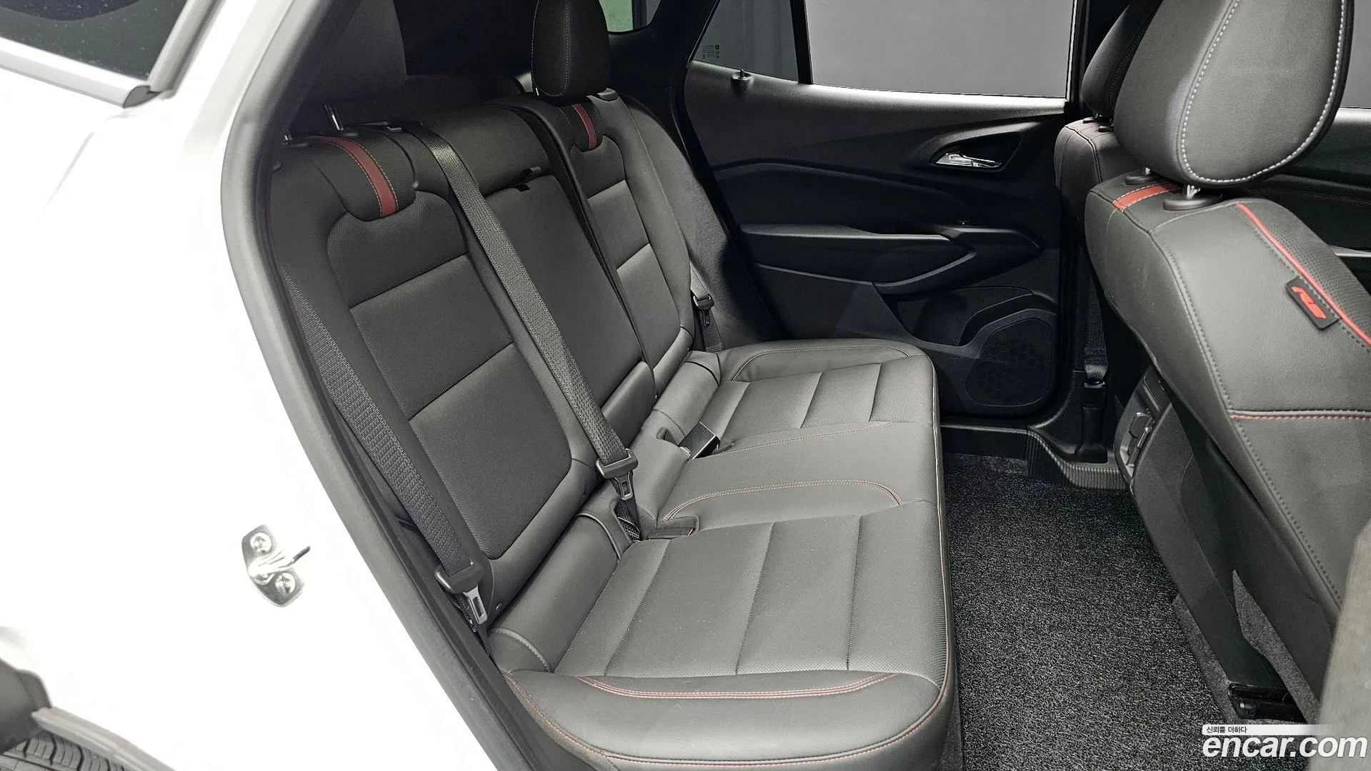 Chevrolet Trax 2023 — фото 1