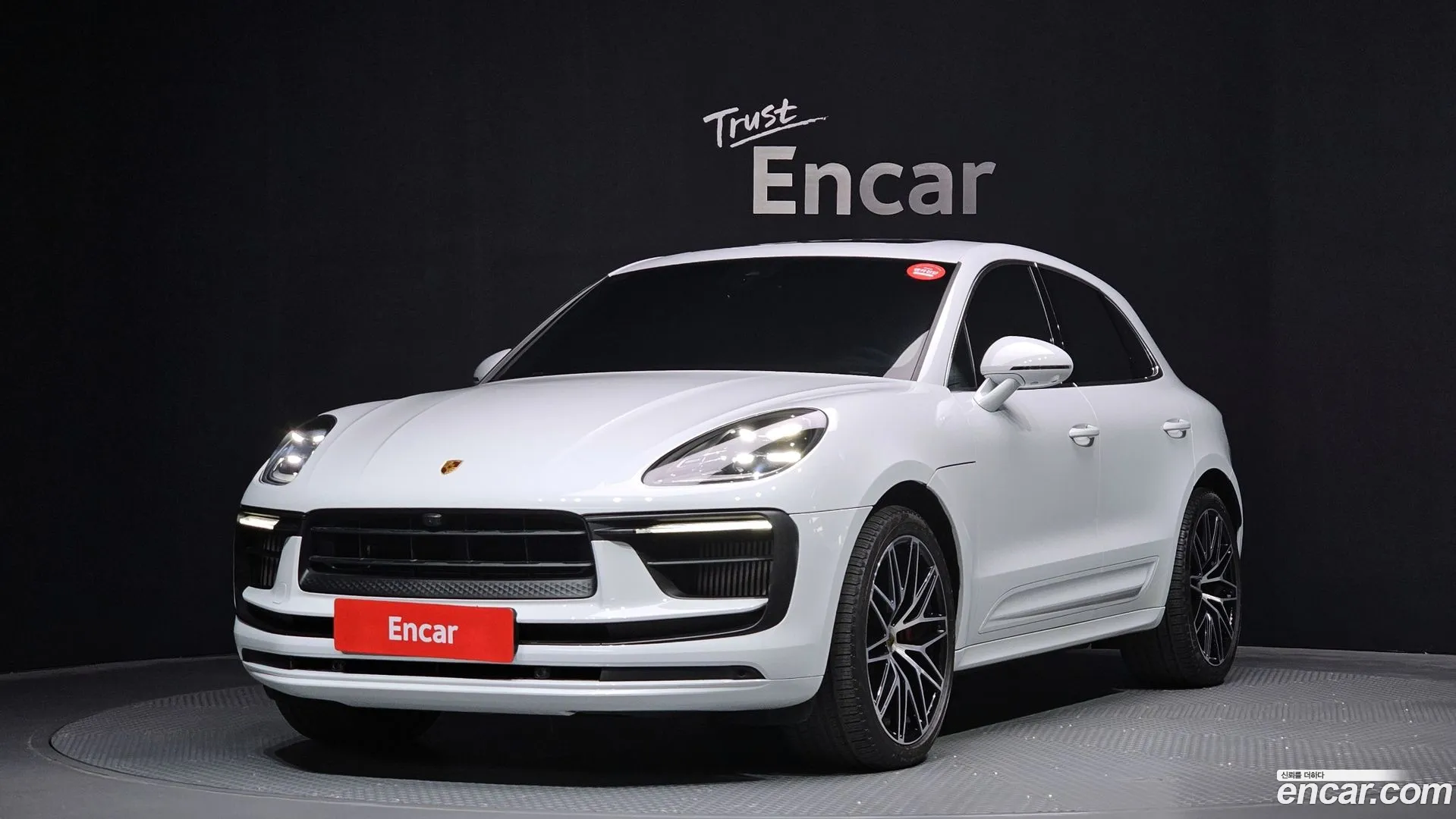 Porsche Macan 2022 — фото 3