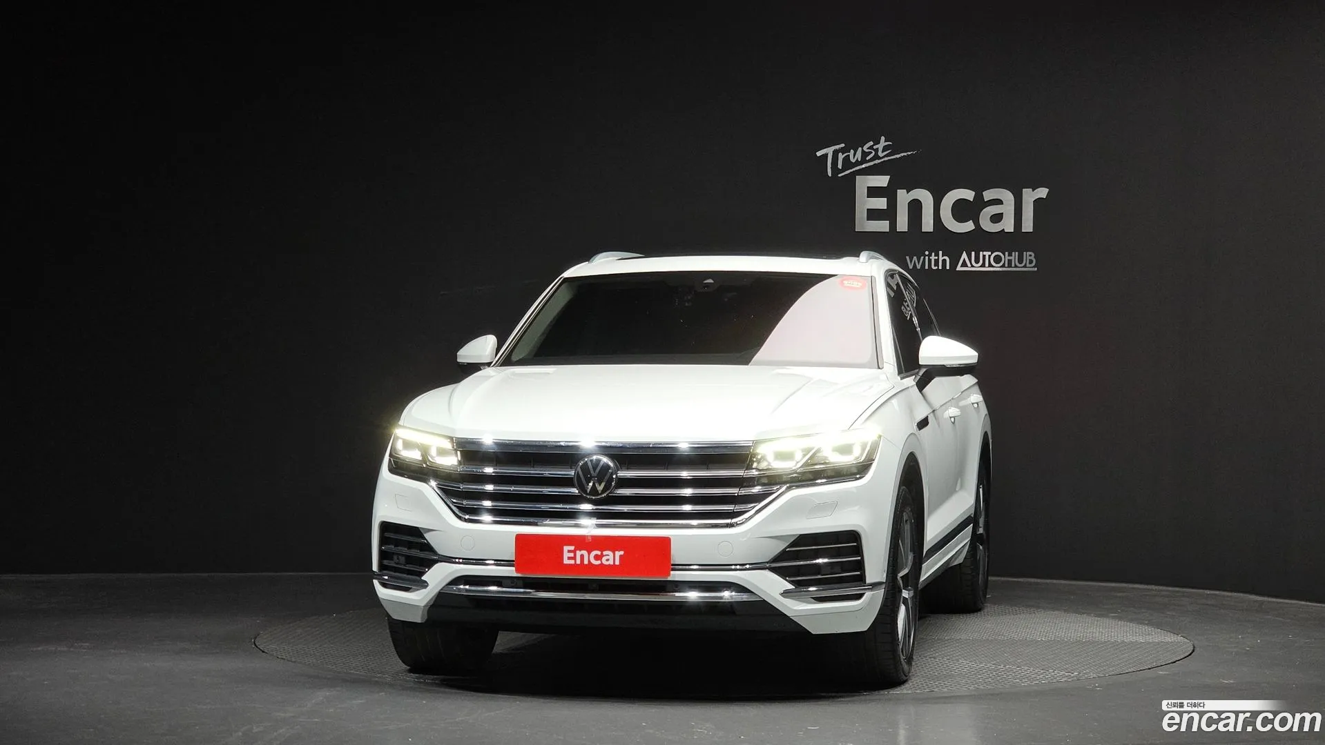 Volkswagen Touareg 2022 — фото 2