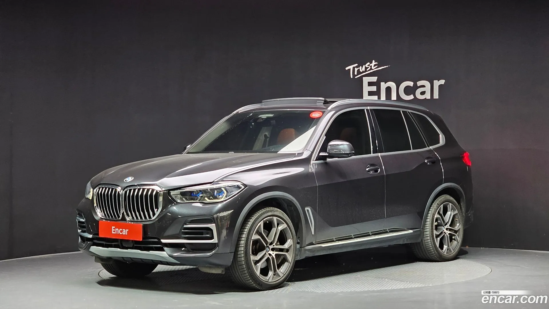 BMW X5 2021 — фото 1