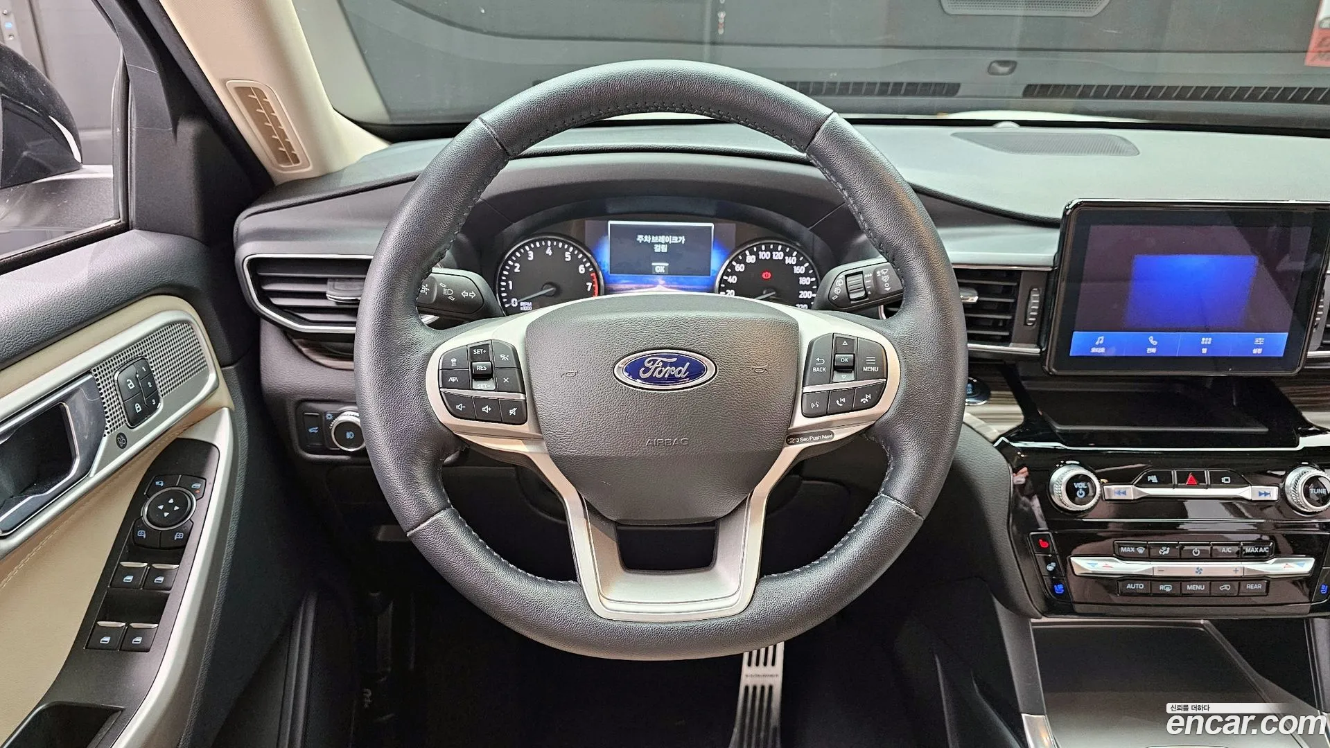 Ford Explorer 2022 — фото 2
