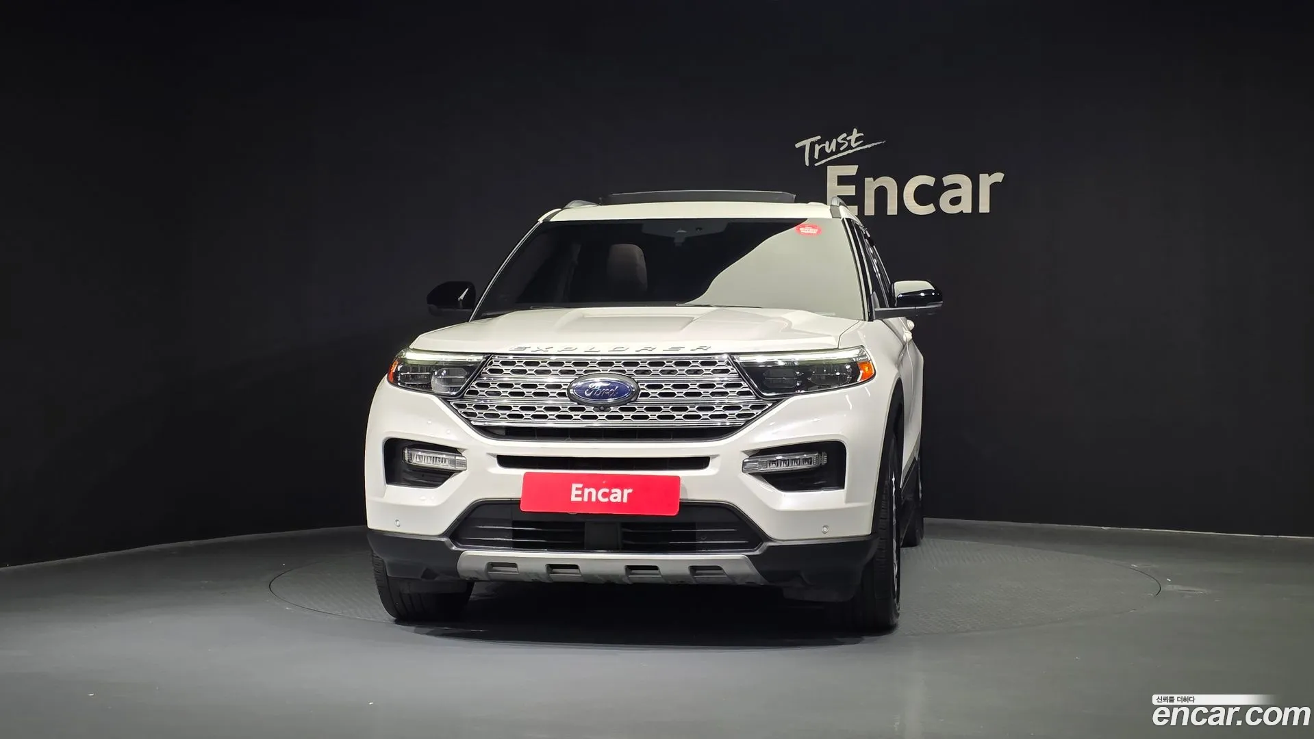 Ford Explorer 2020 — фото 2