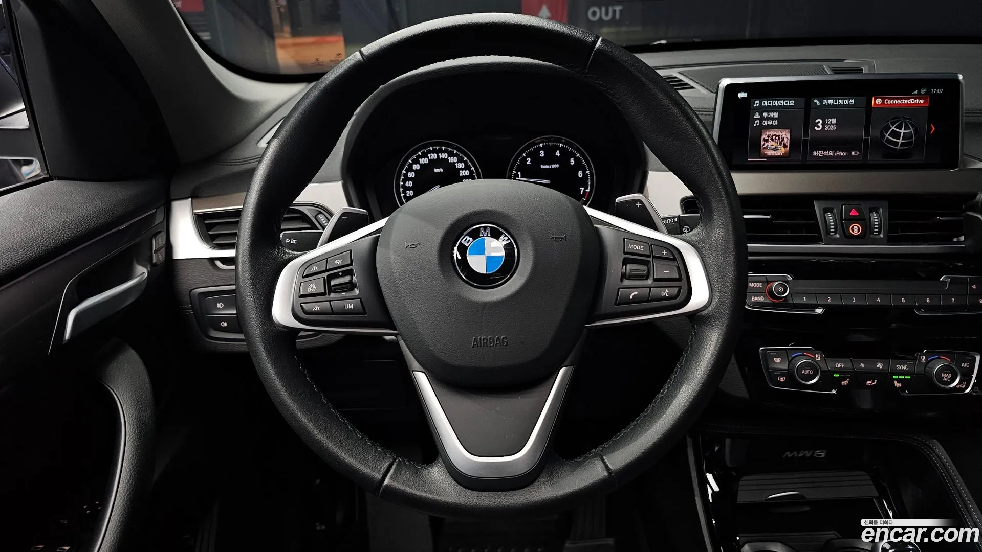 BMW X1 2021 — фото 3