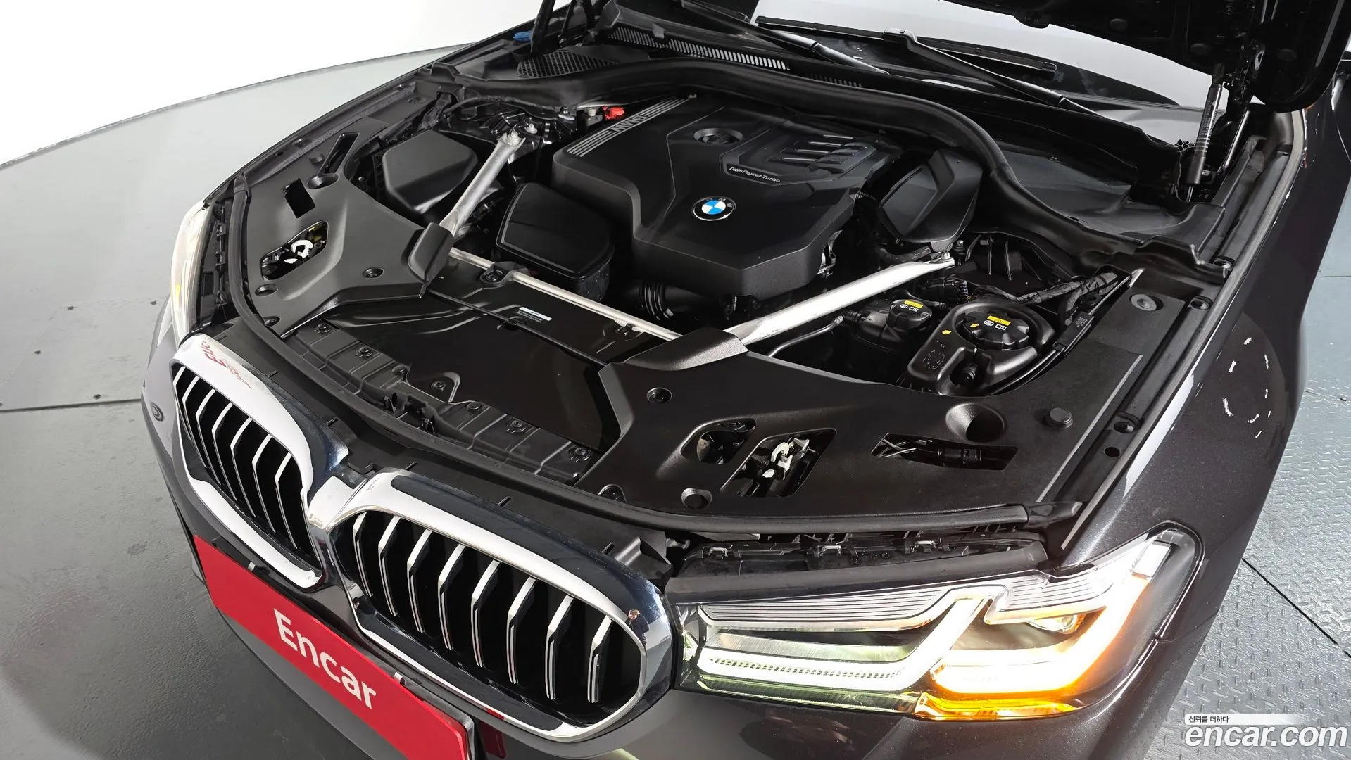 BMW 520i 2022 — фото 4