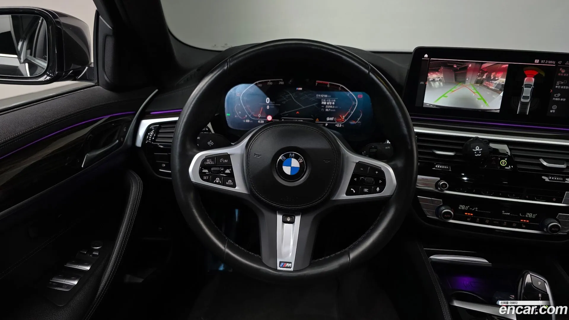 BMW 520i 2022 — фото 5