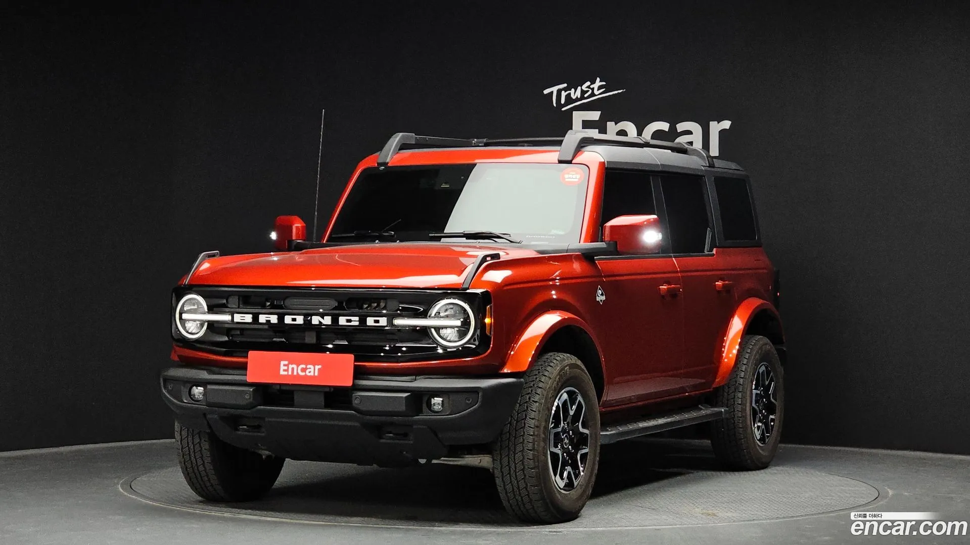 Ford Bronco 2023 — фото 2