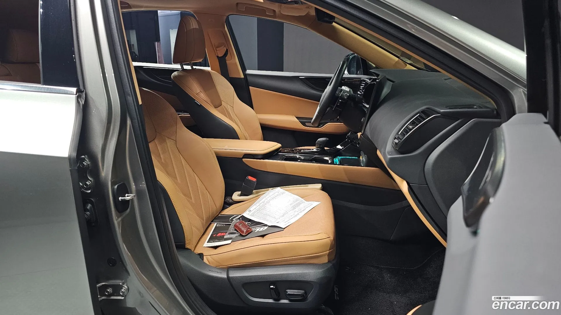 Lexus NX 350h 2024 — фото 1