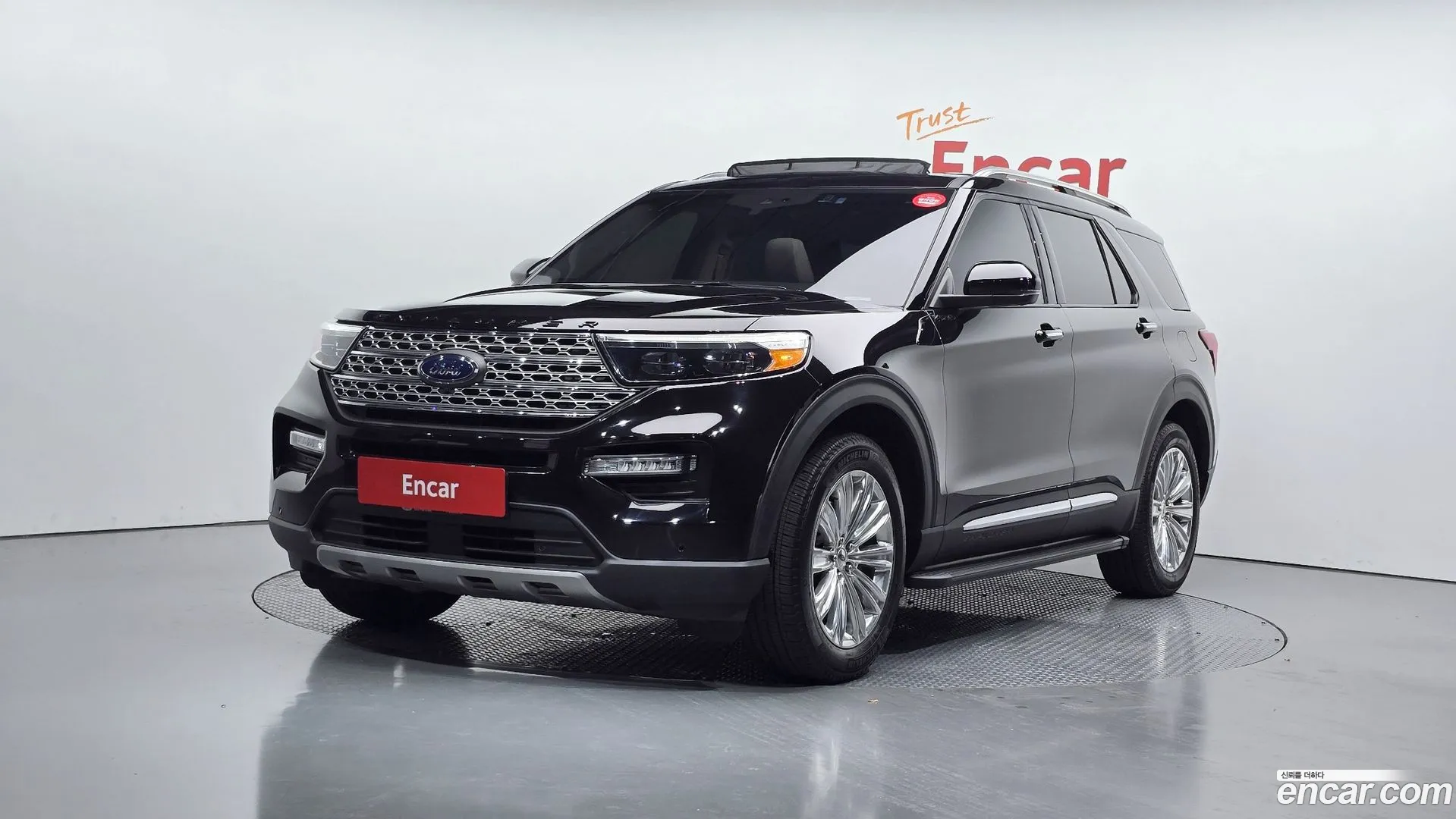 Ford Explorer 2023 — фото 2
