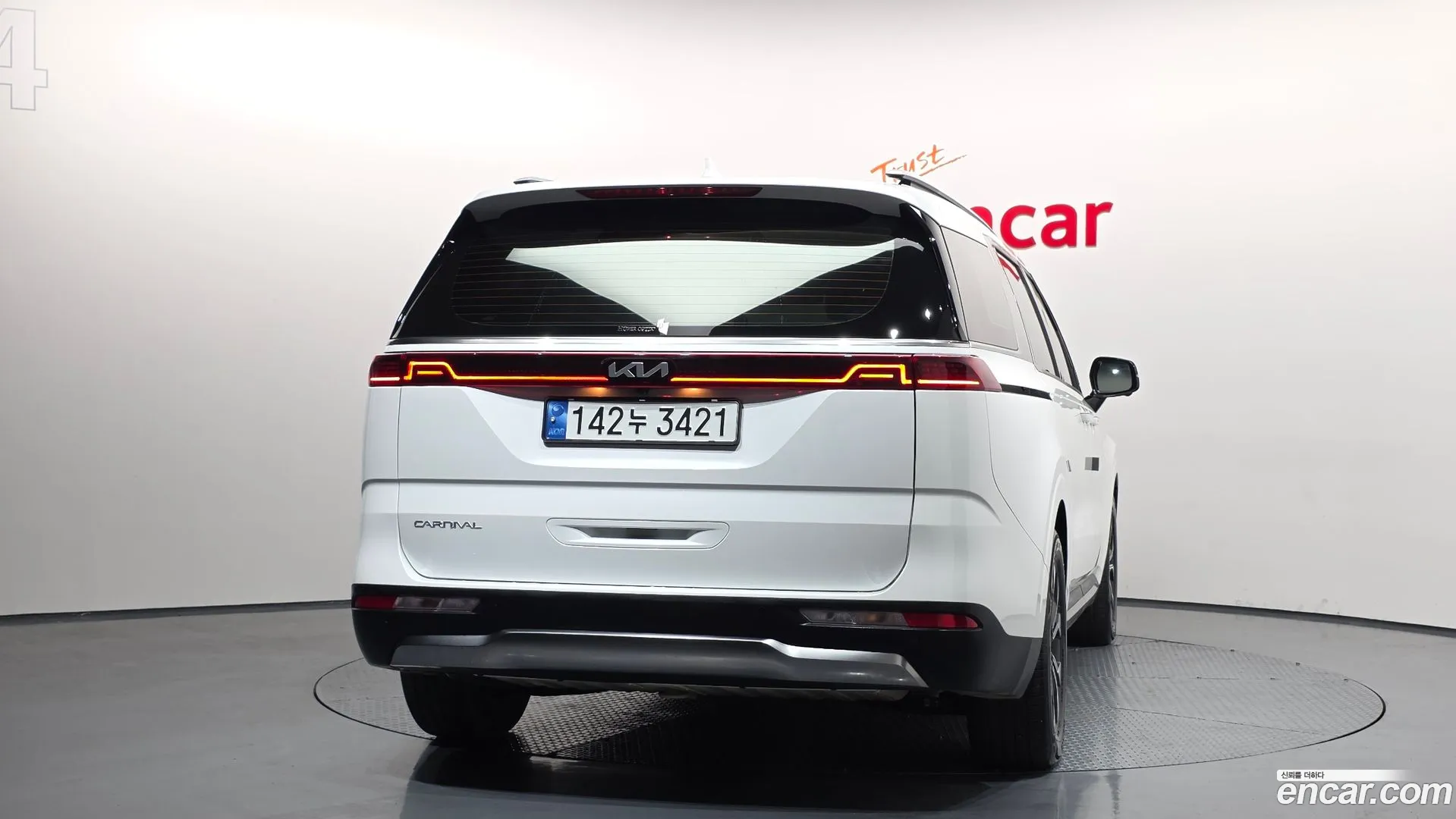 Kia Carnival 2022 — фото 4
