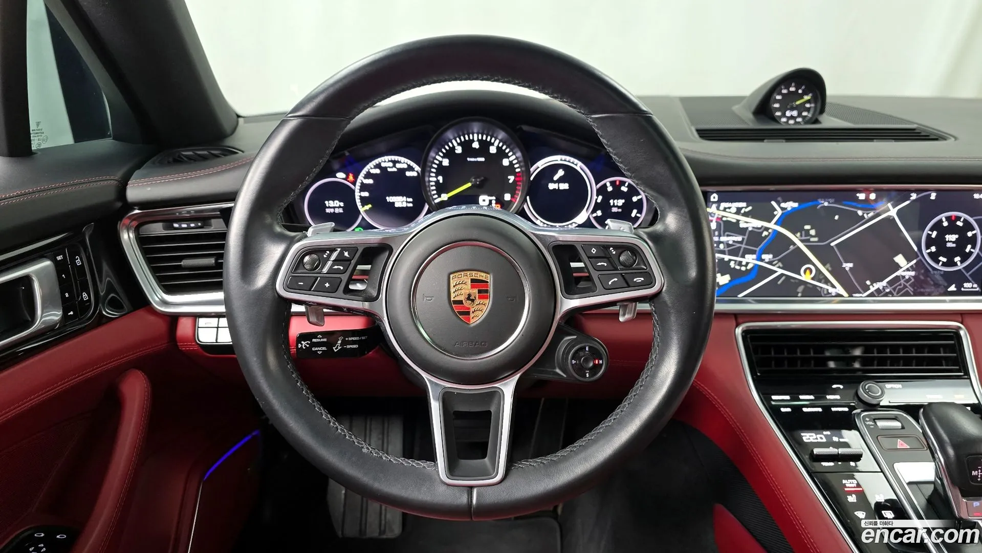 Porsche Panamera 2020 — фото 1