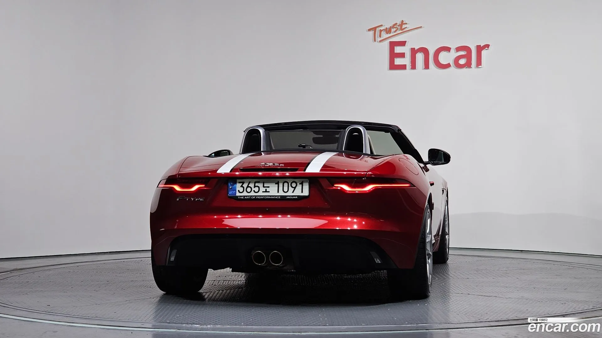 Jaguar F-TYPE 2021 — фото 2