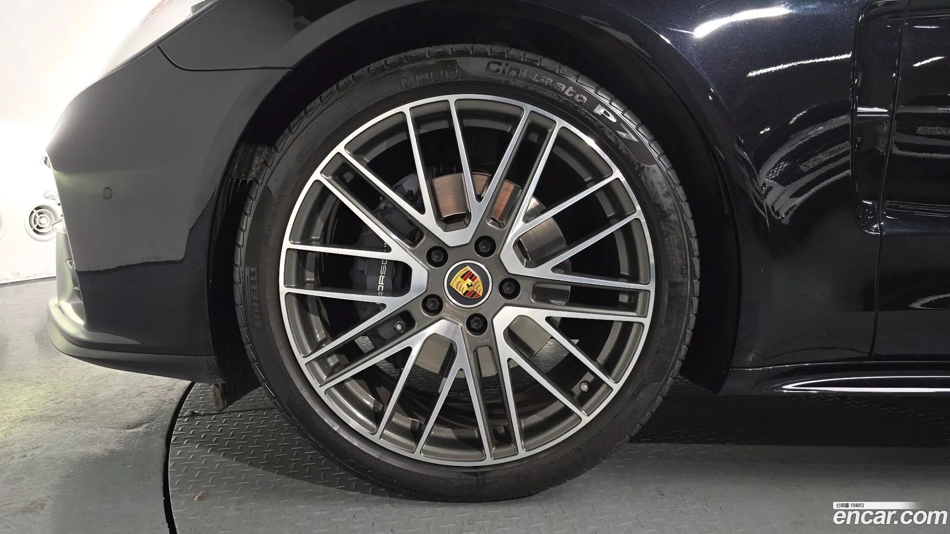 Porsche Panamera 2023 — фото 2