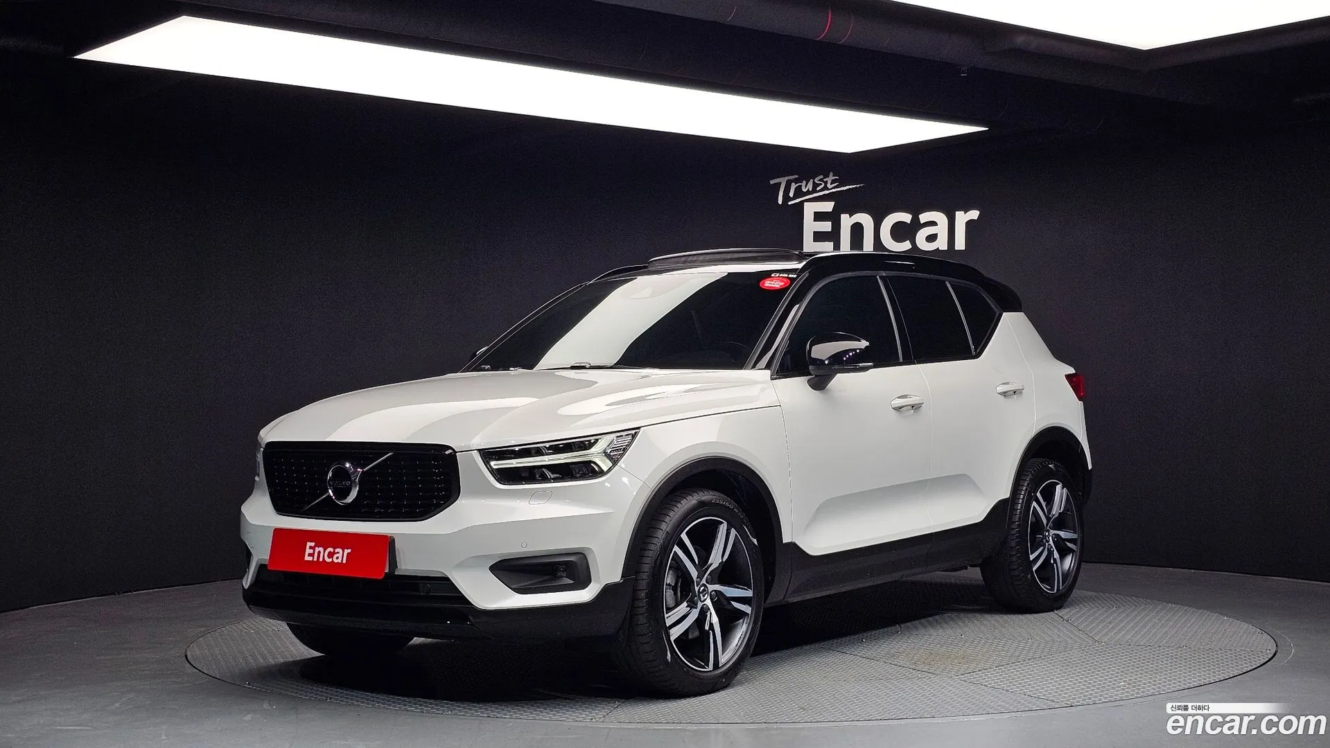 Volvo XC40 2020 — фото 4