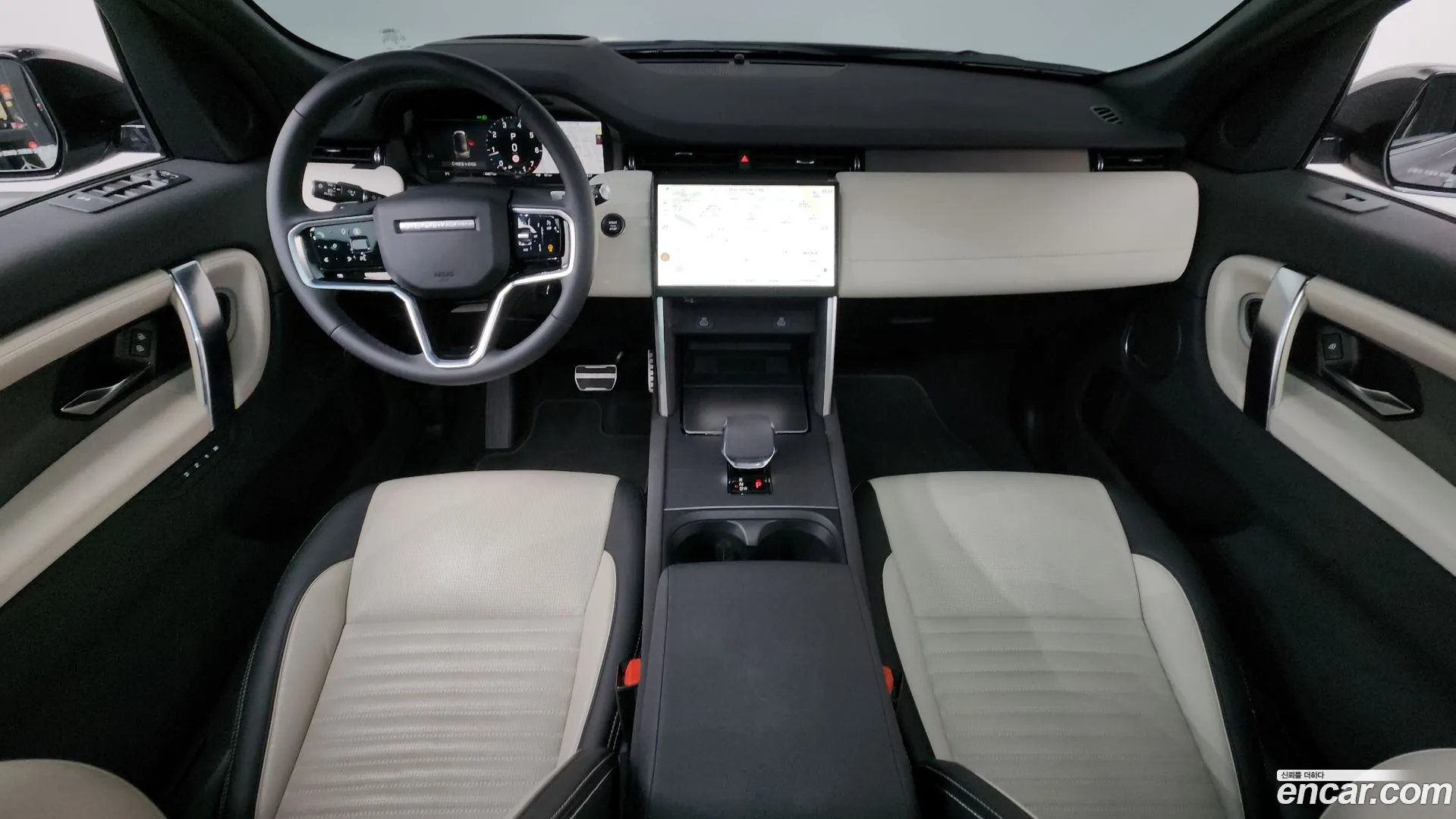 Land Rover Discovery Sport 2025 — фото 1