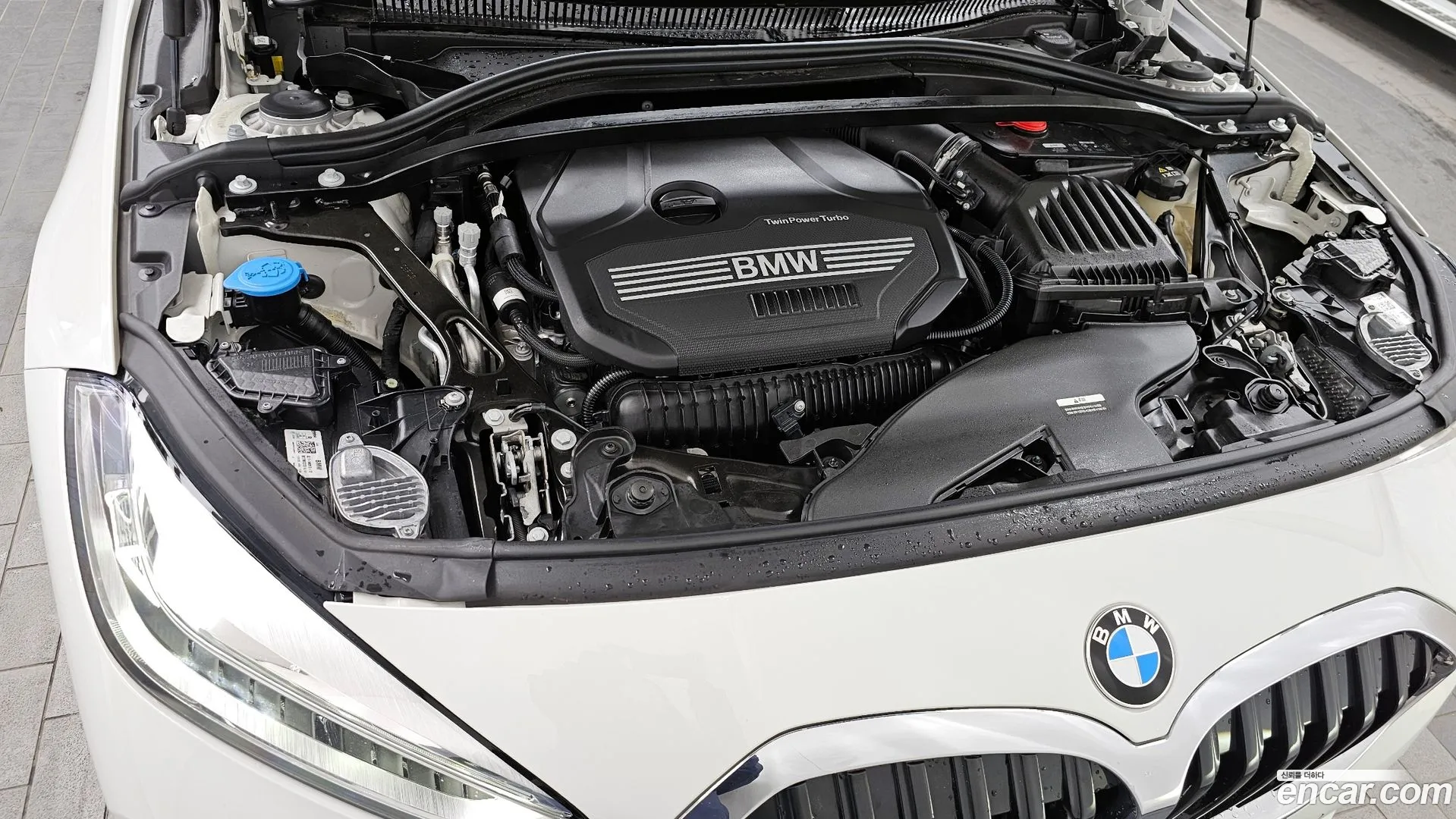 BMW 120i 2023 — фото 2