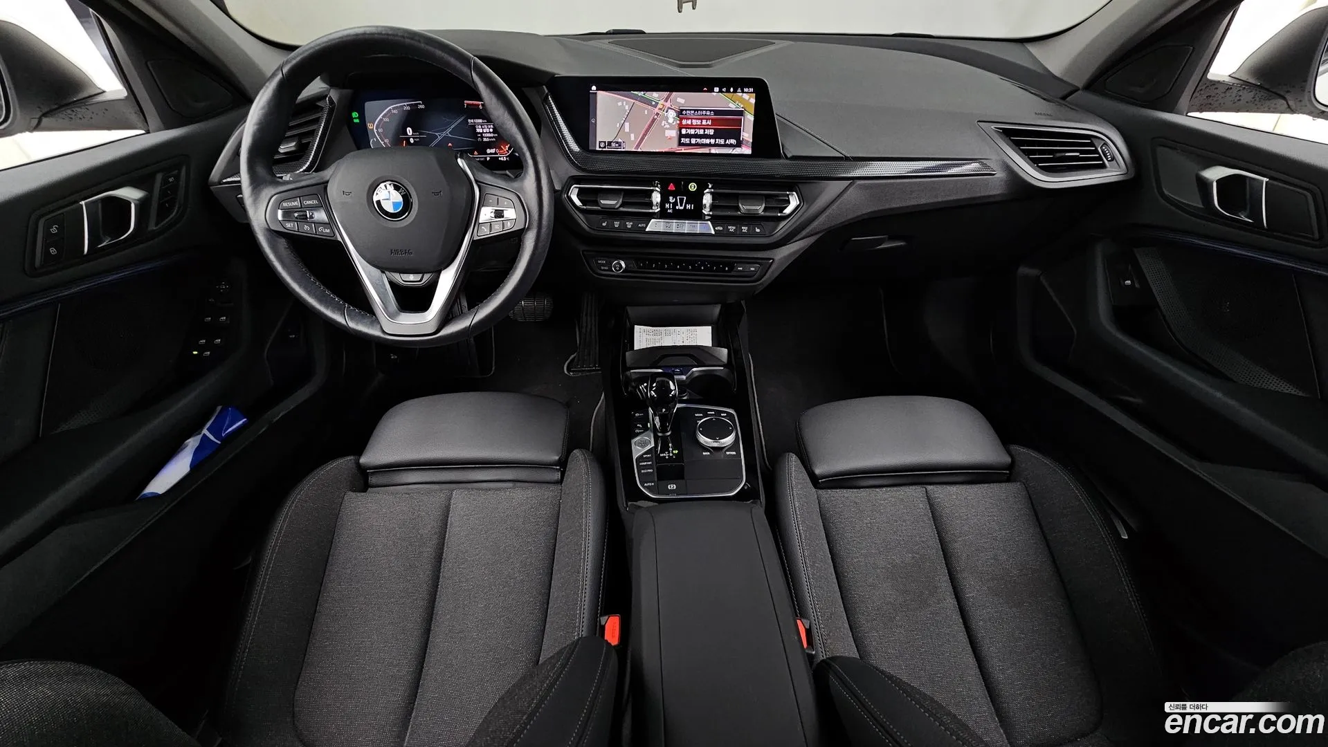 BMW 120i 2023 — фото 3