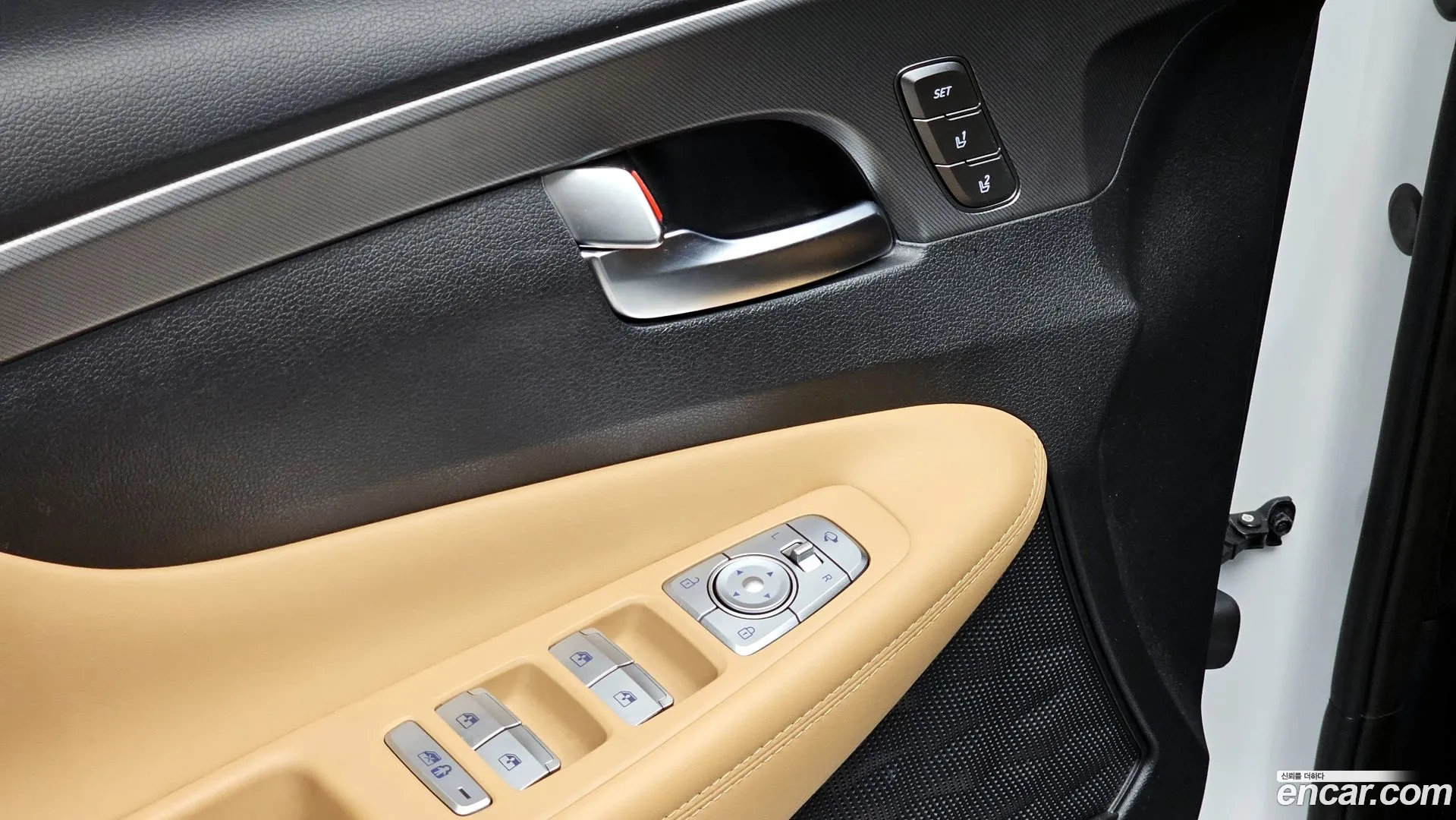 Hyundai Santa Fe 2023 — фото 3