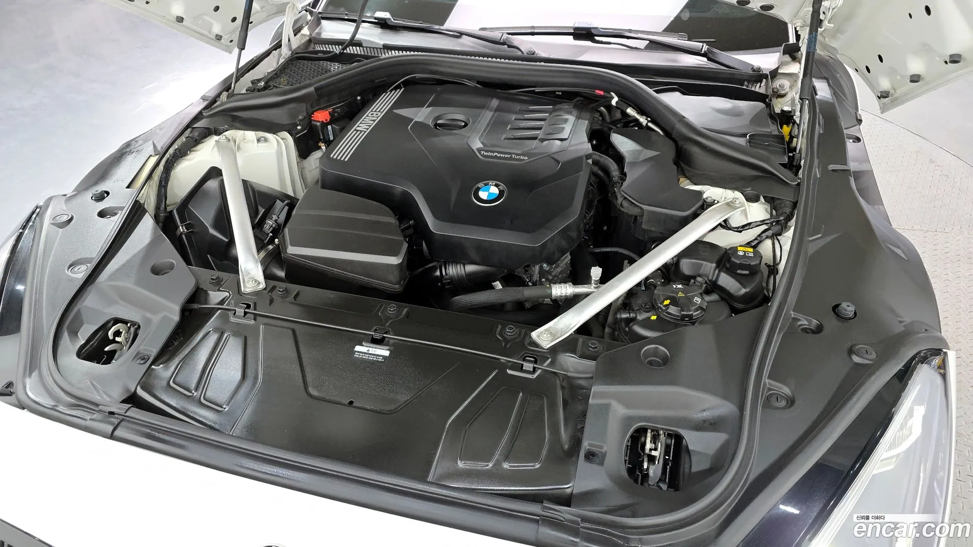 BMW Z4 2022 — фото 3