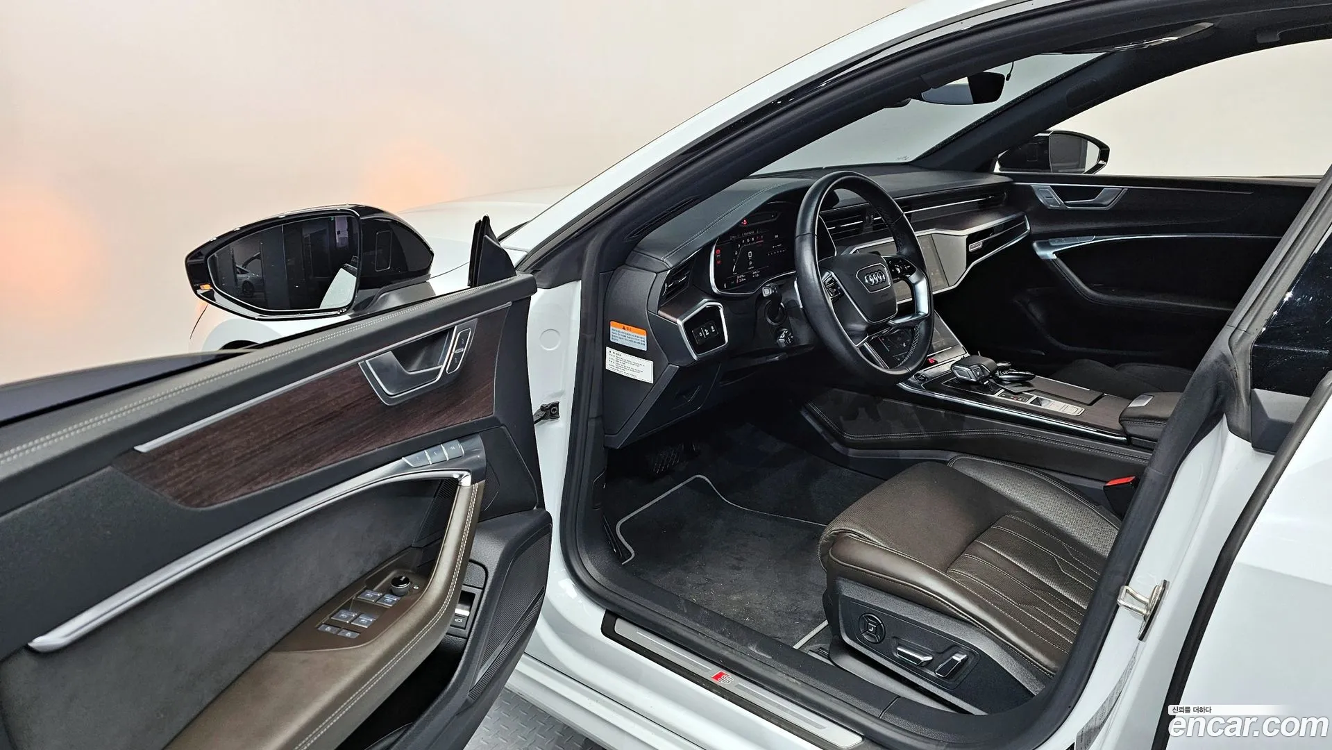 Audi A7 2022 — фото 2