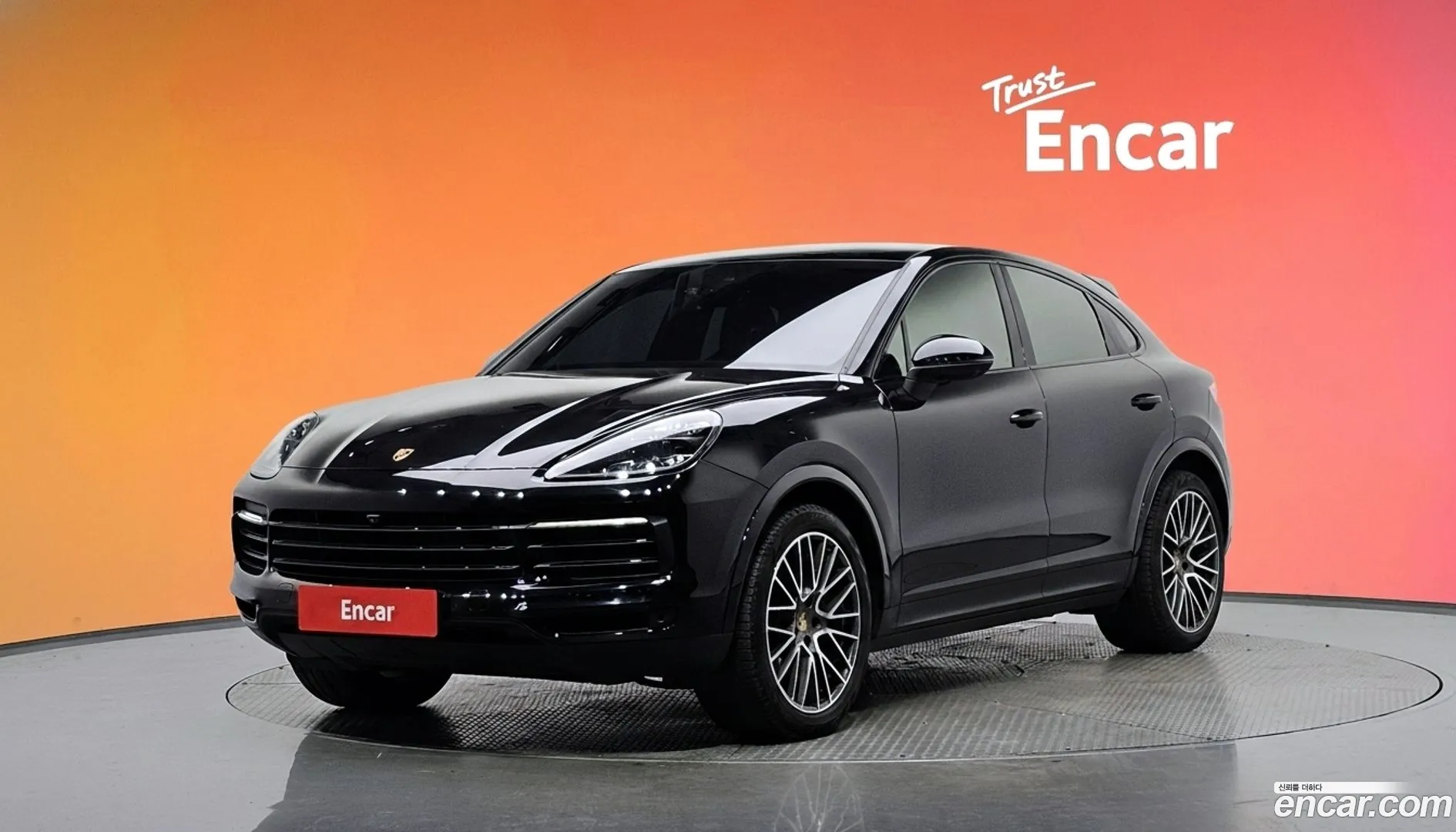 Porsche Cayenne 2020 — фото 1
