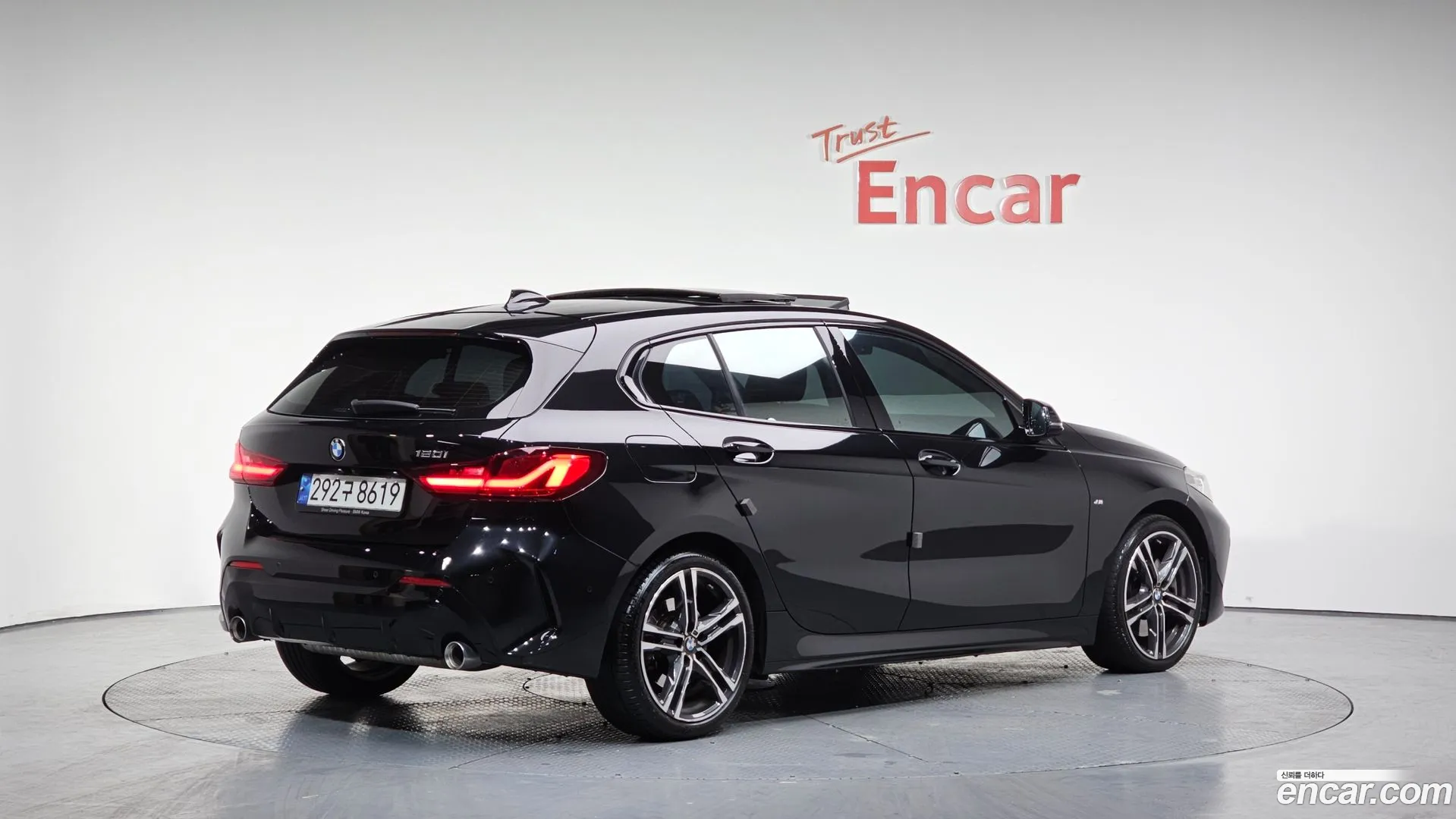 BMW 120i 2021 — фото 4
