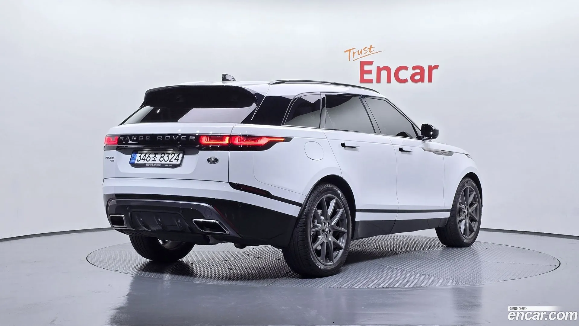 Land Rover Range Rover Velar 2022 — фото 4