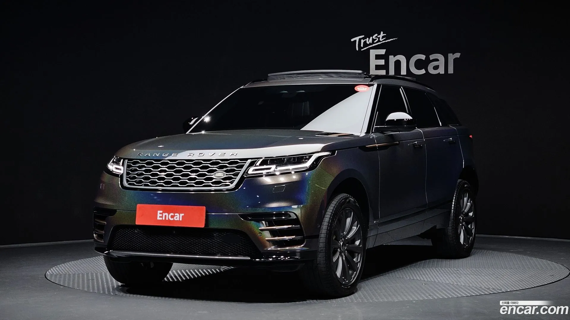 Land Rover Range Rover Velar 2021 — фото 2