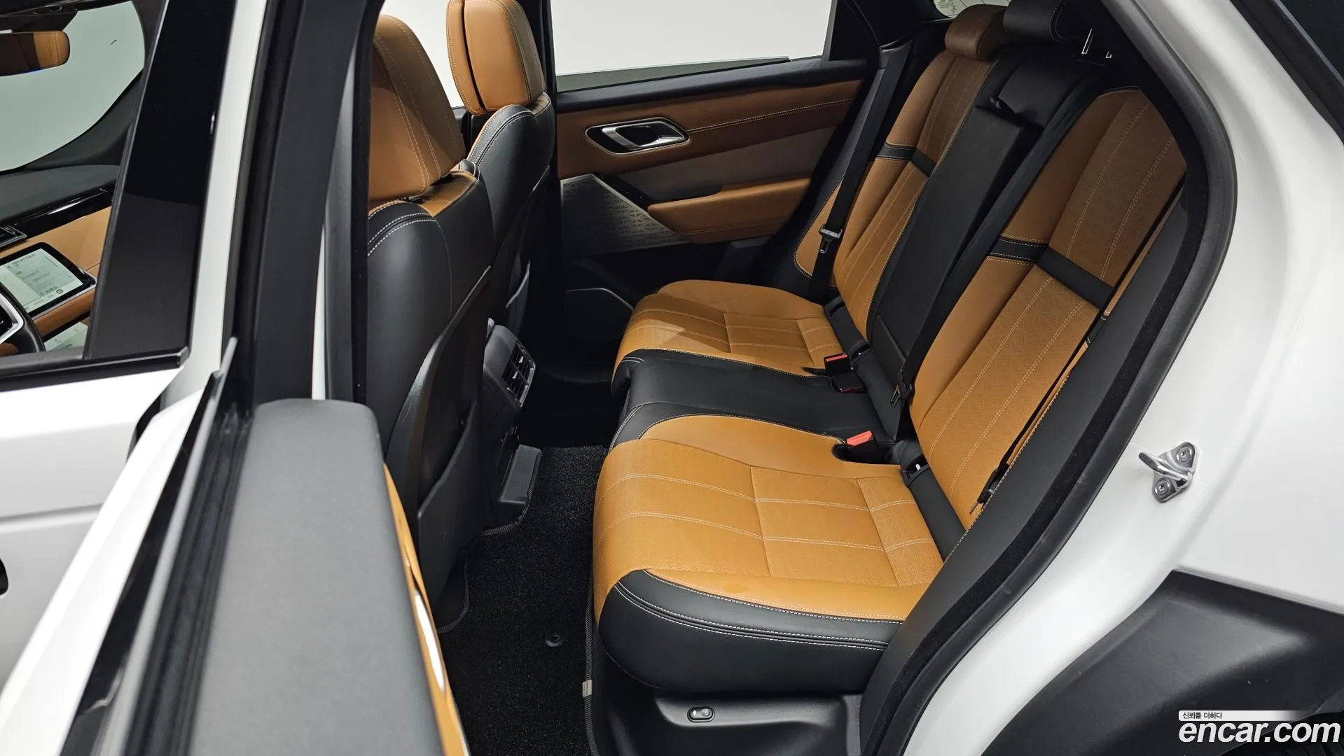 Land Rover Range Rover Velar 2021 — фото 5