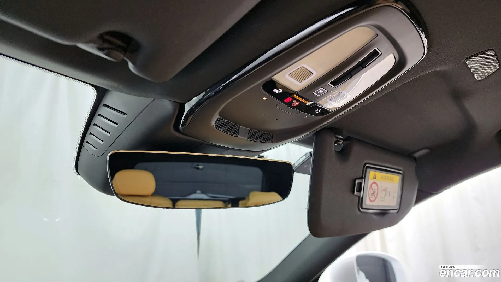Volvo XC60 2023 — фото 2