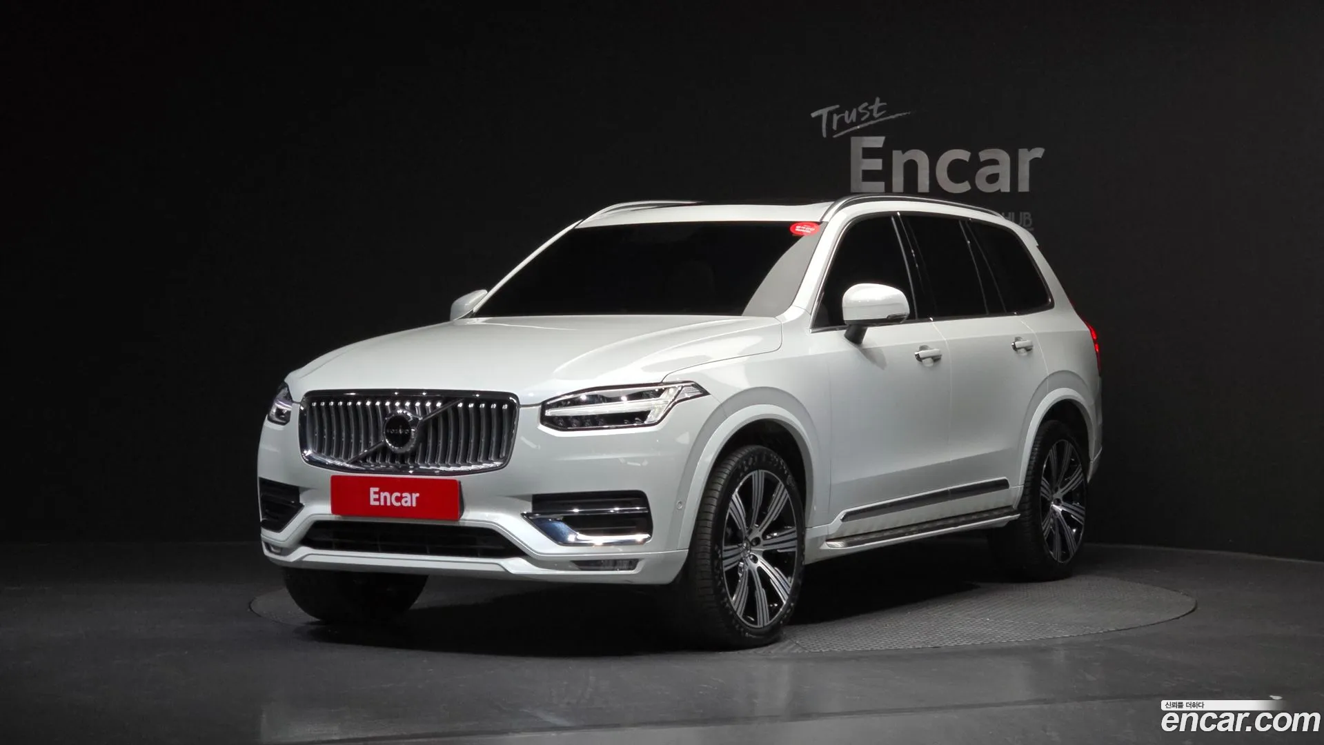 Volvo XC90 2022 — фото 3