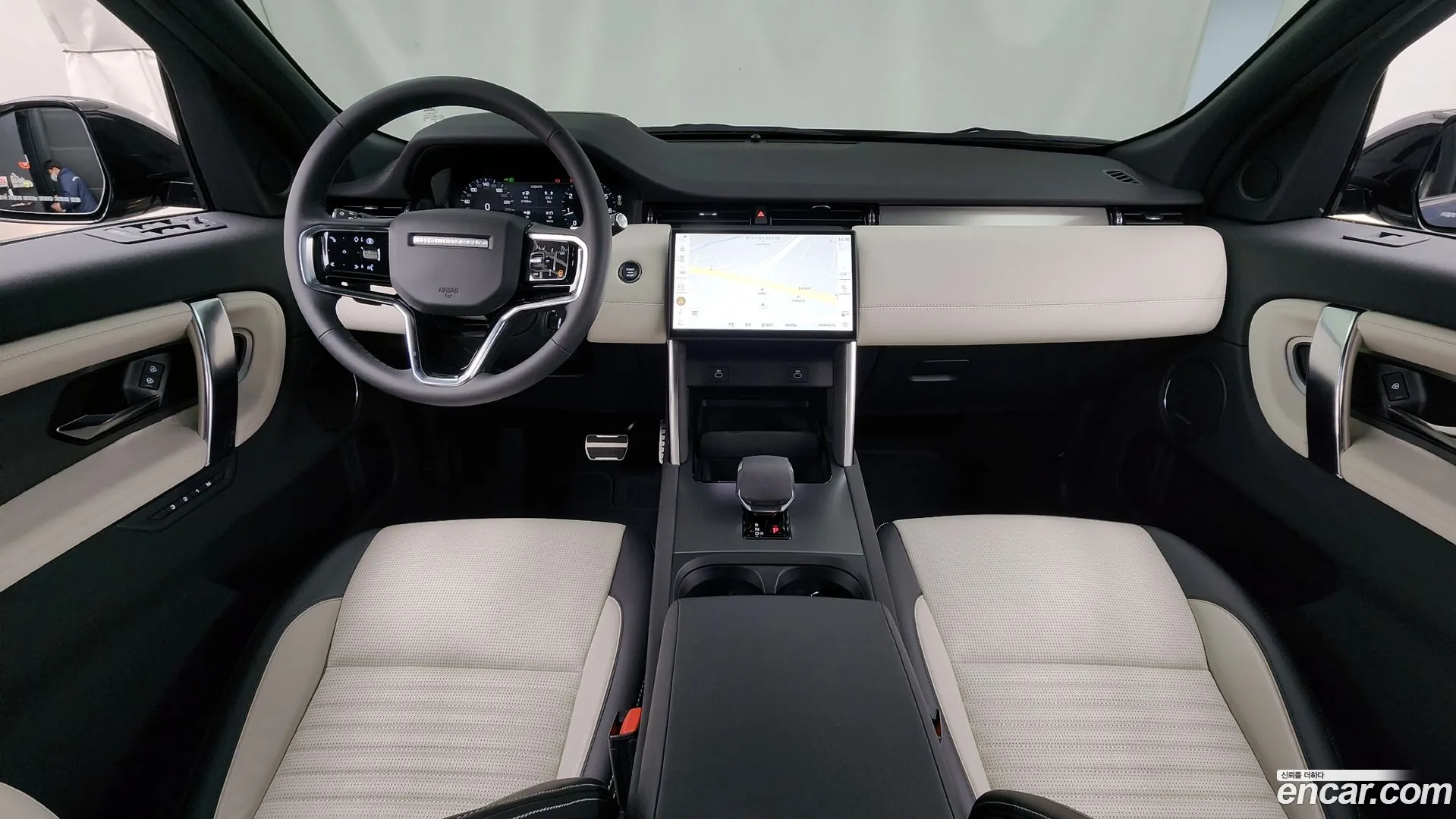 Land Rover Discovery Sport 2025 — фото 4