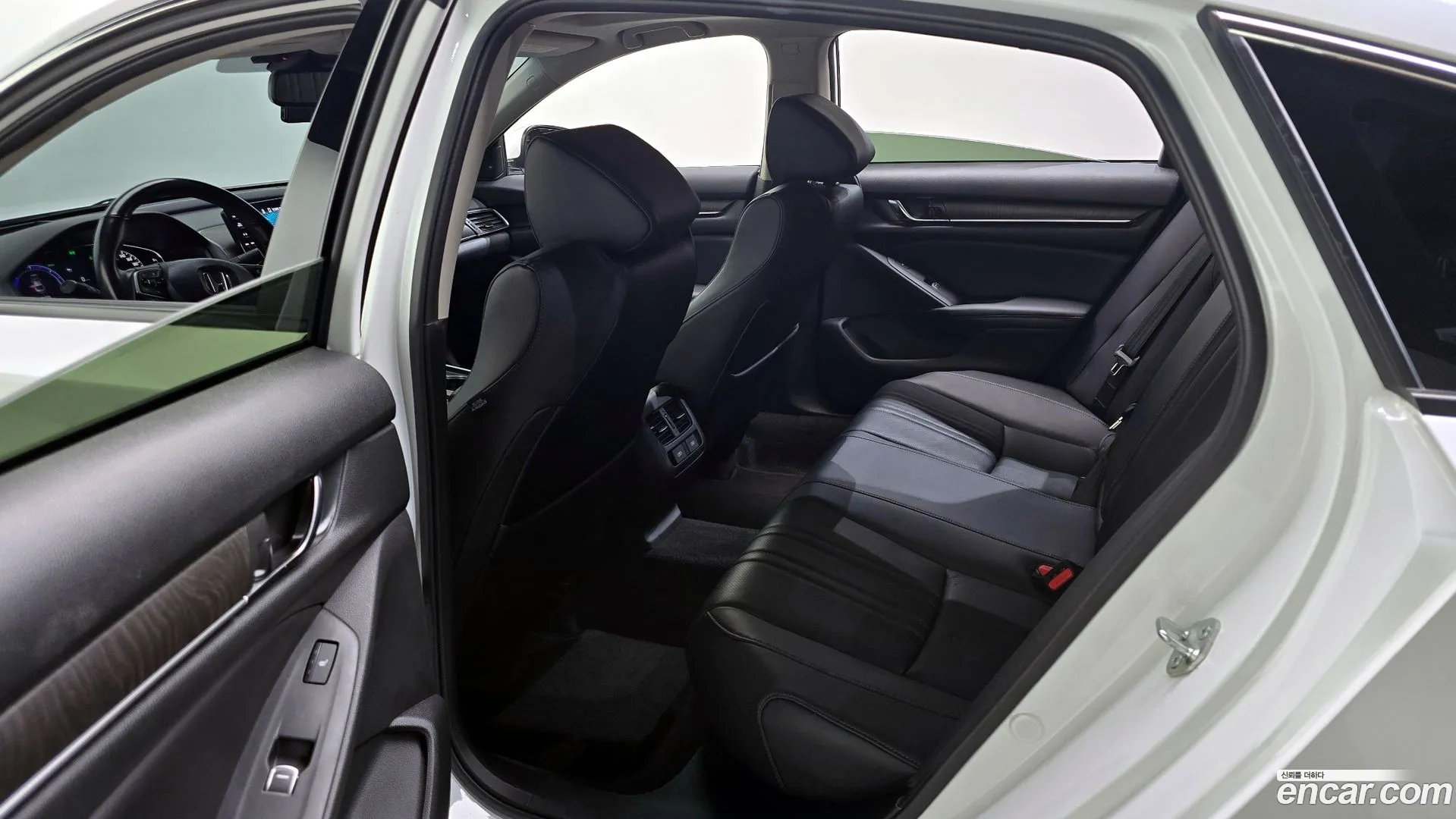 Honda Accord 2022 — фото 1