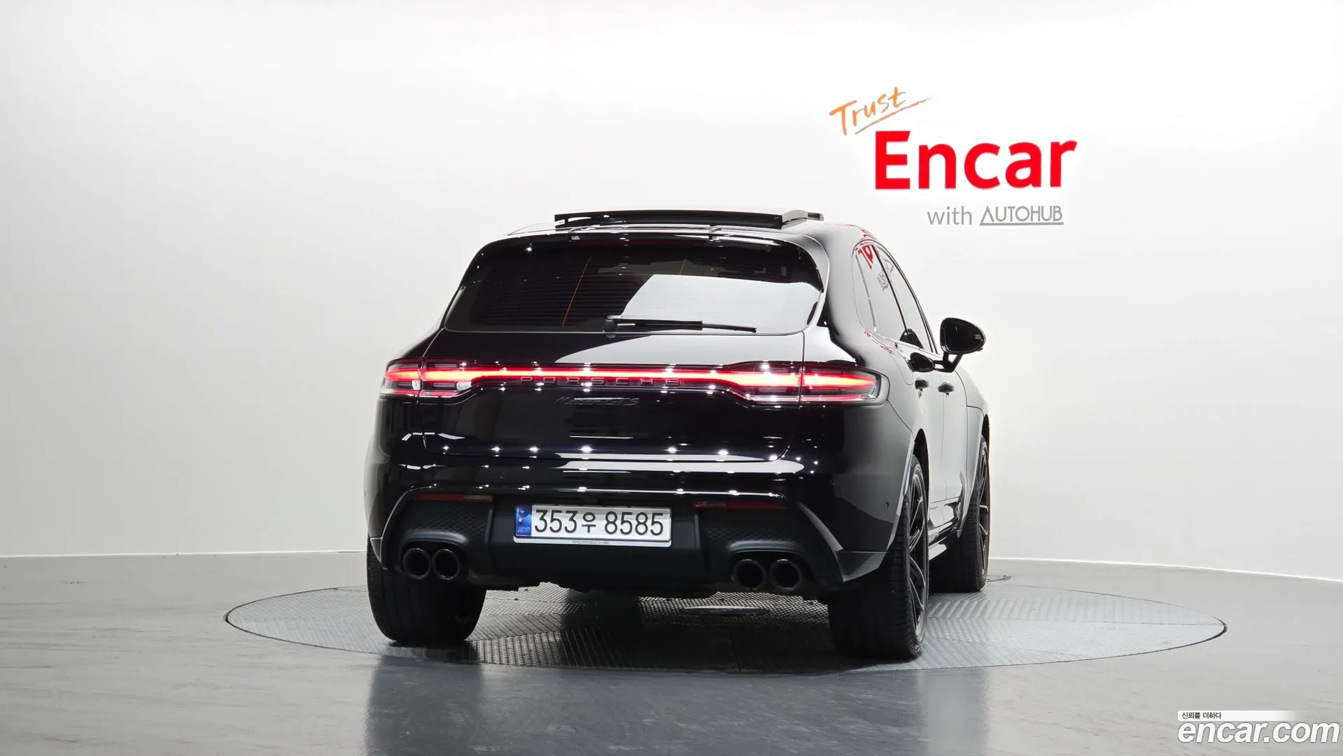 Porsche Macan 2023 — фото 3