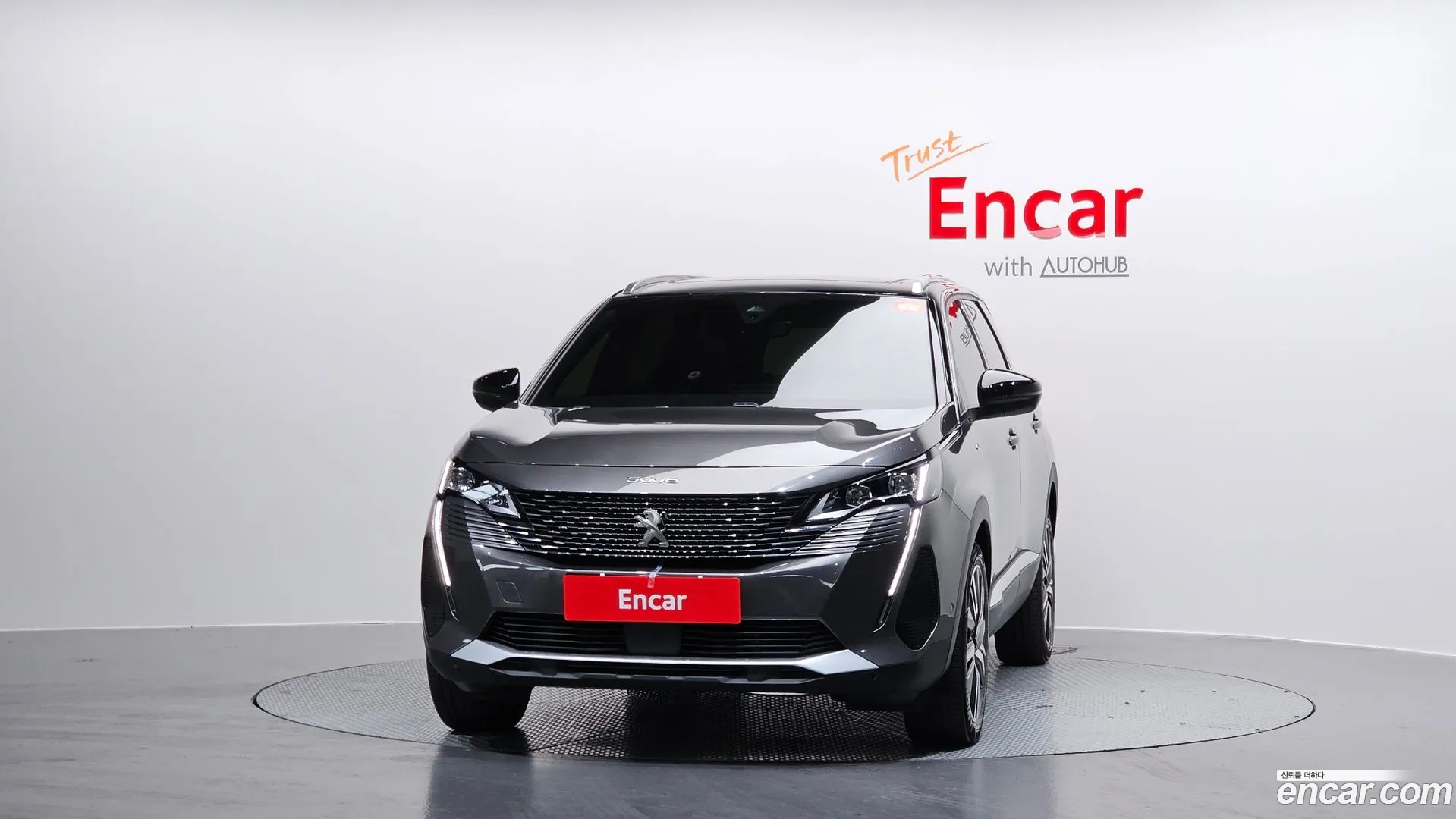 Peugeot 5008 2024 — фото 1