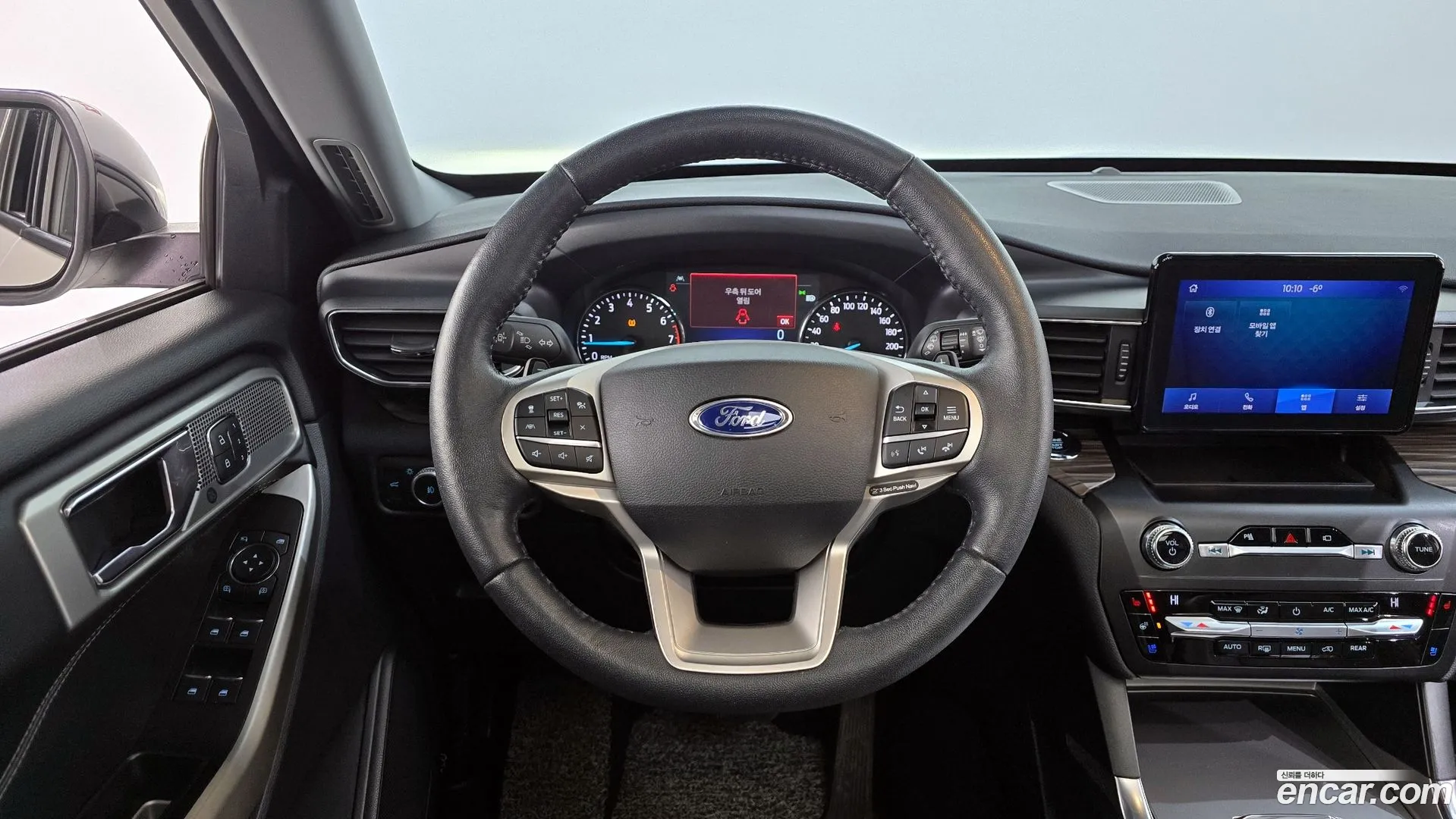 Ford Explorer 2020 — фото 4