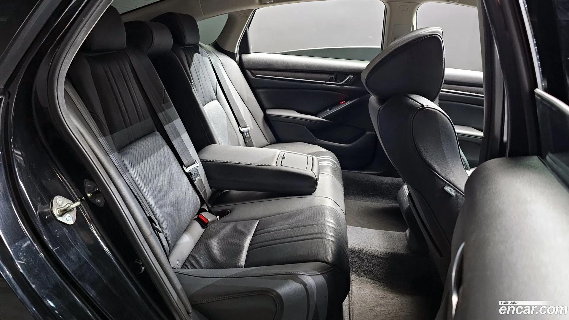 Honda Accord 2020 — фото 1