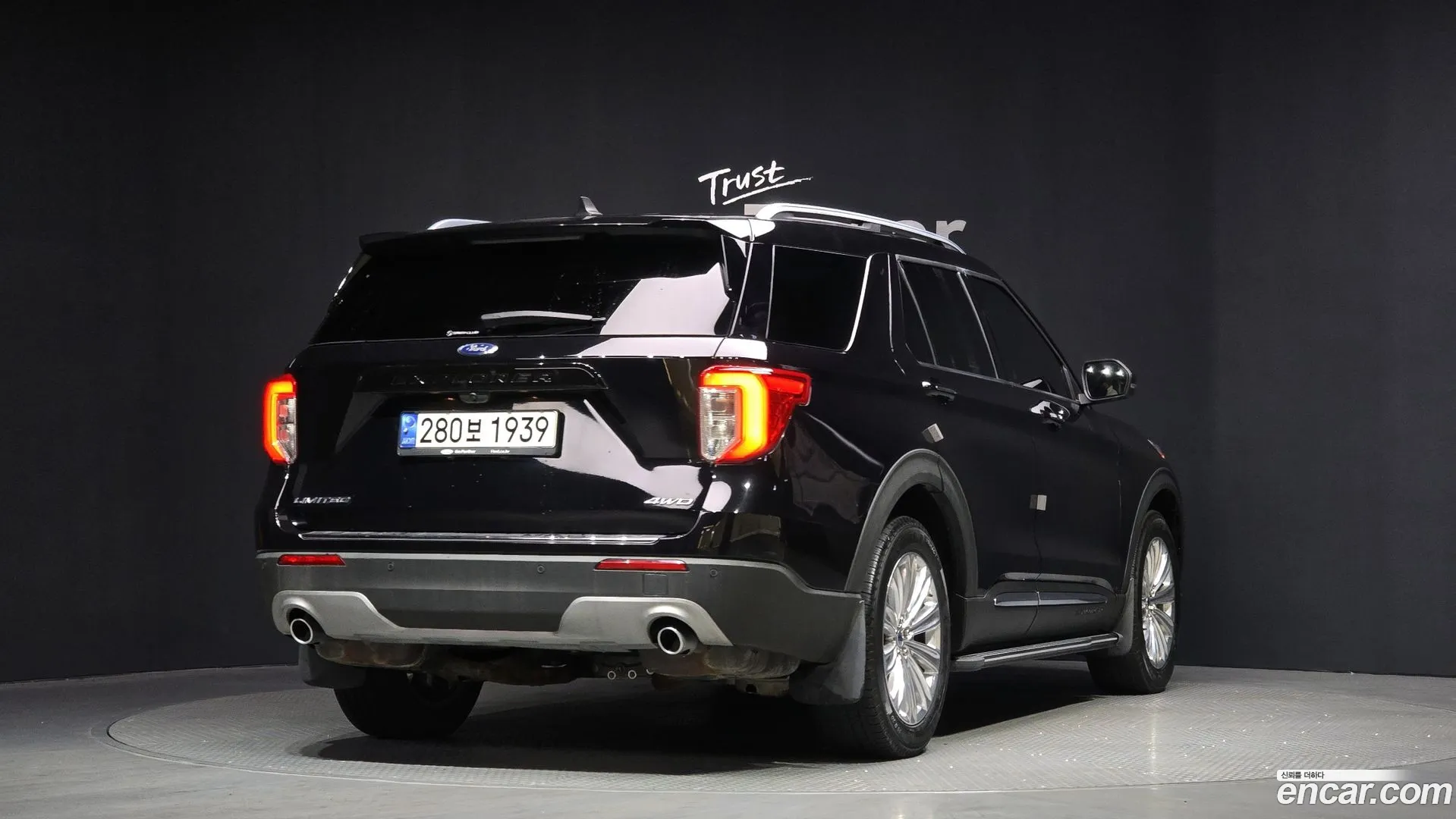 Ford Explorer 2021 — фото 4