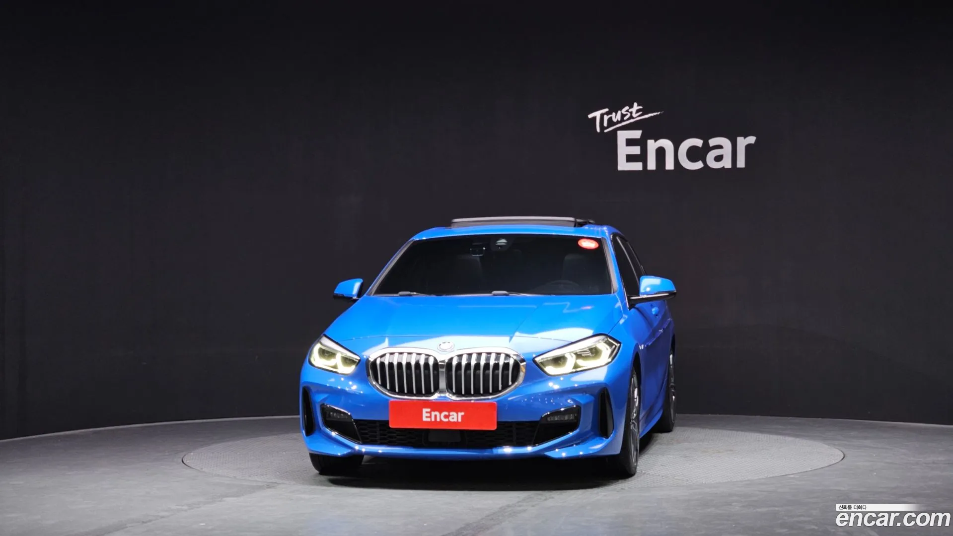 BMW 120i 2022 — фото 2