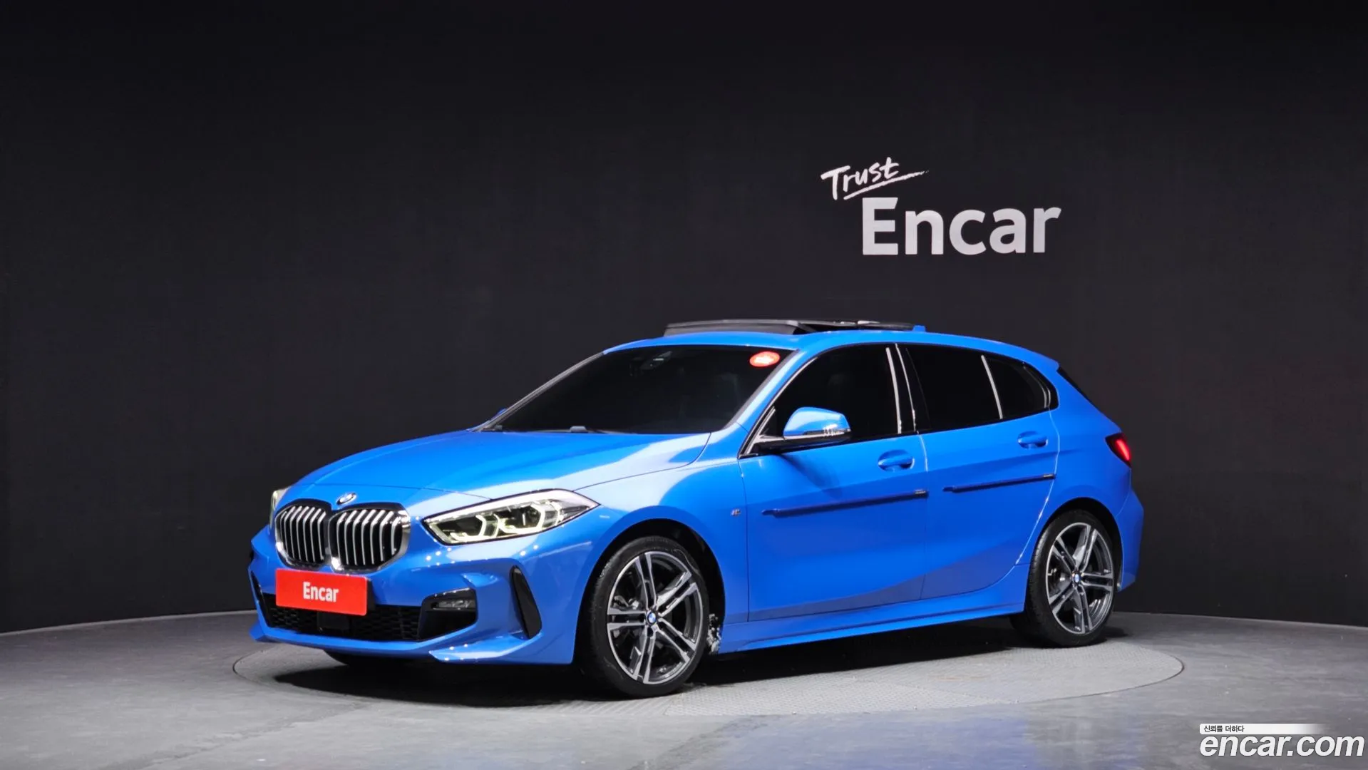 BMW 120i 2022 — фото 5